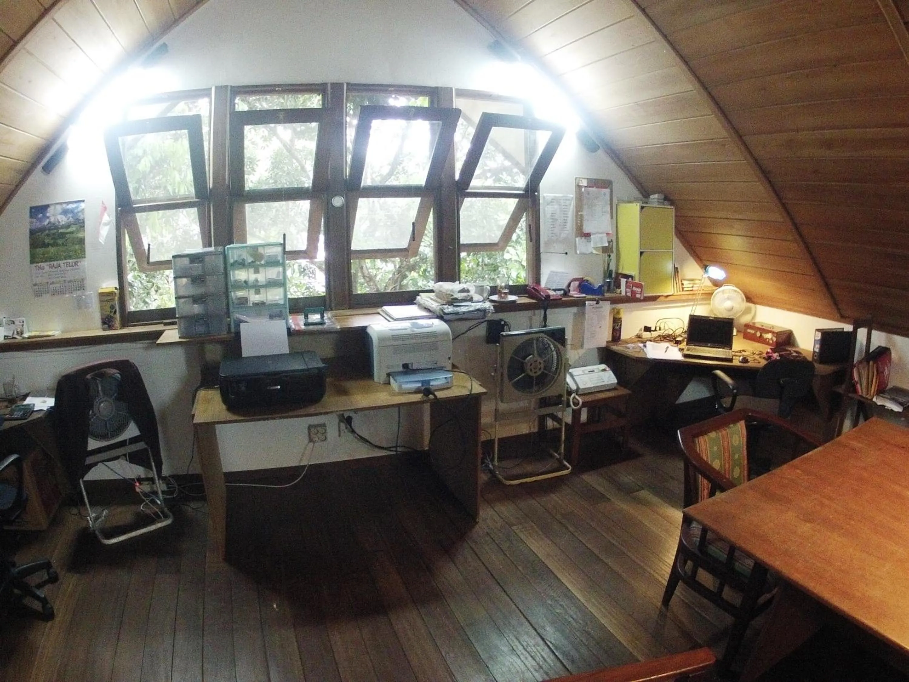 Business facilities in Bukit Raya Guesthouse