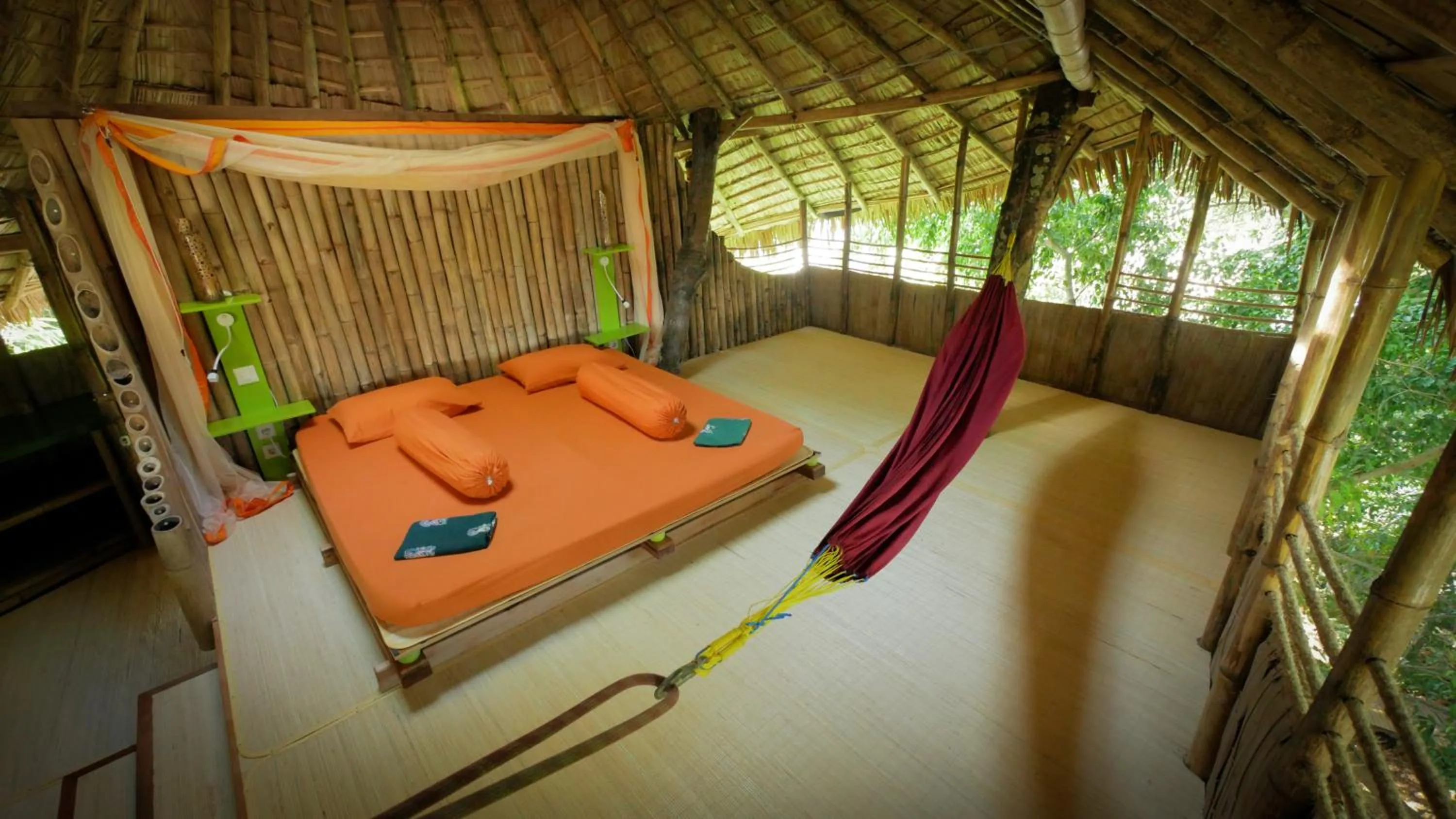 Photo of the whole room, Bed in Bukit Raya Guesthouse