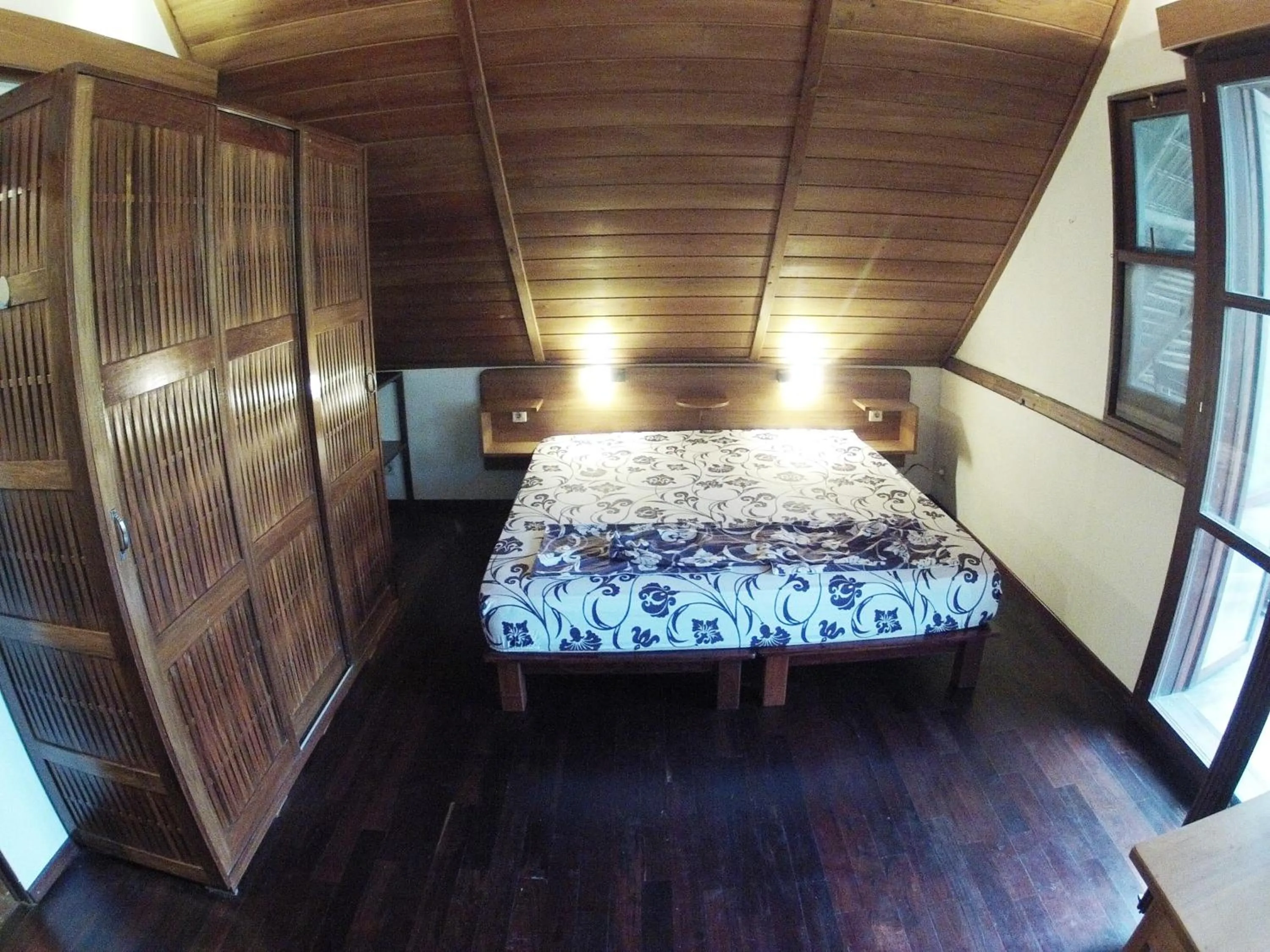 Bedroom, Bed in Bukit Raya Guesthouse