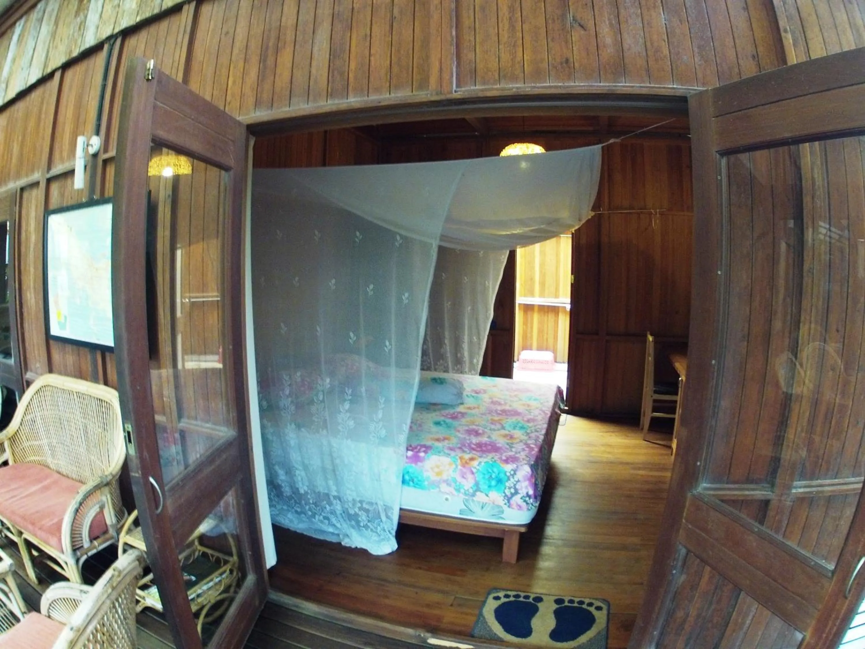 Balcony/Terrace, Bed in Bukit Raya Guesthouse