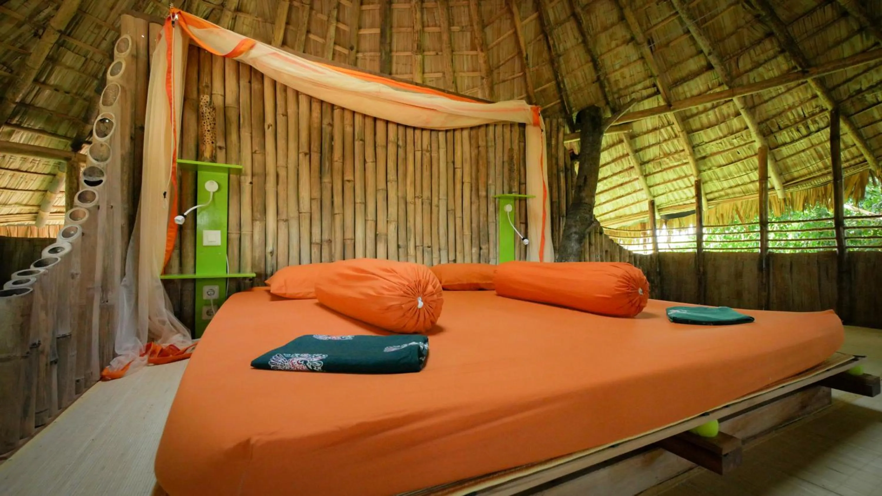 Decorative detail, Bed in Bukit Raya Guesthouse
