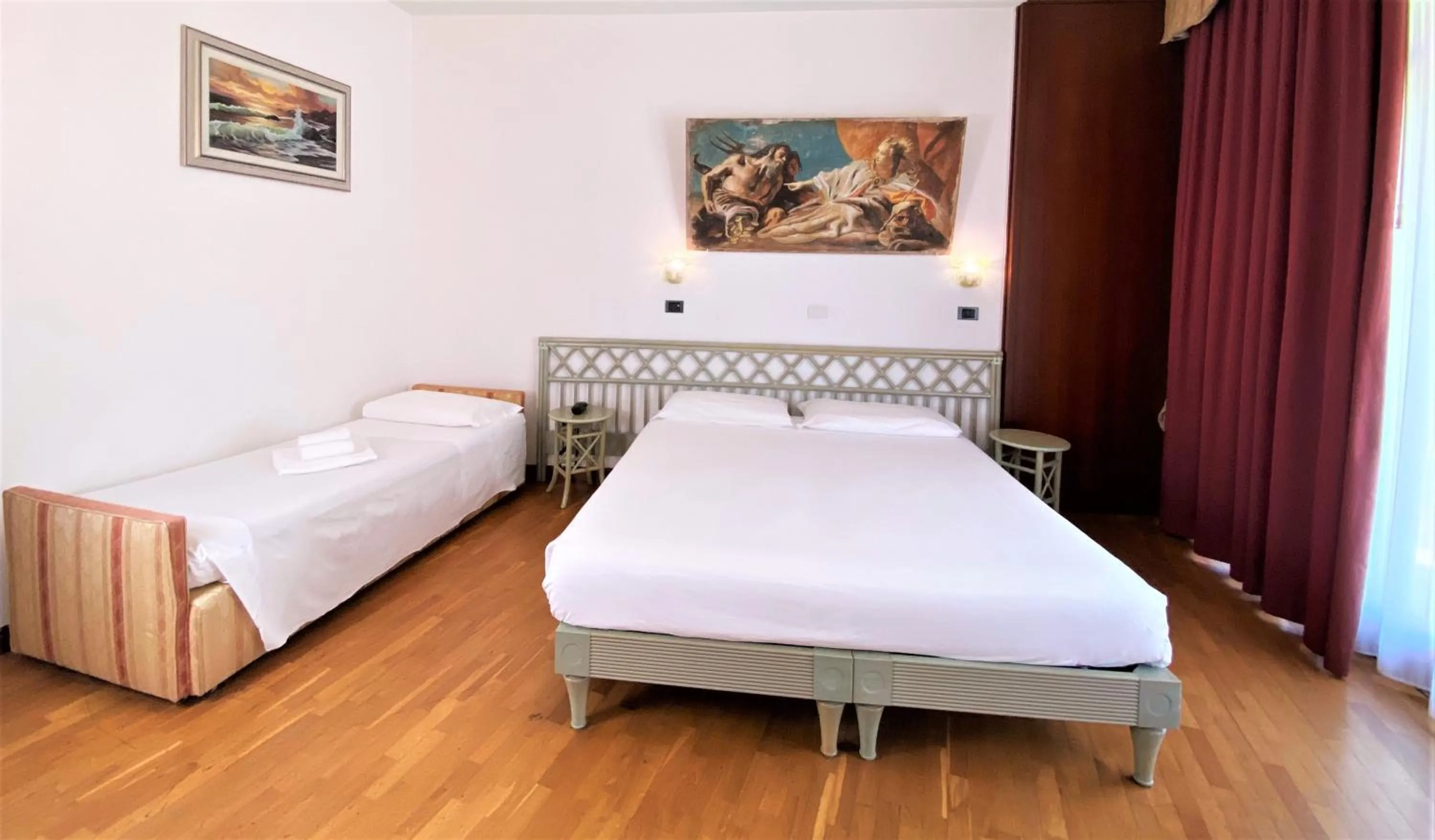 Bed in Park Hotel Junior