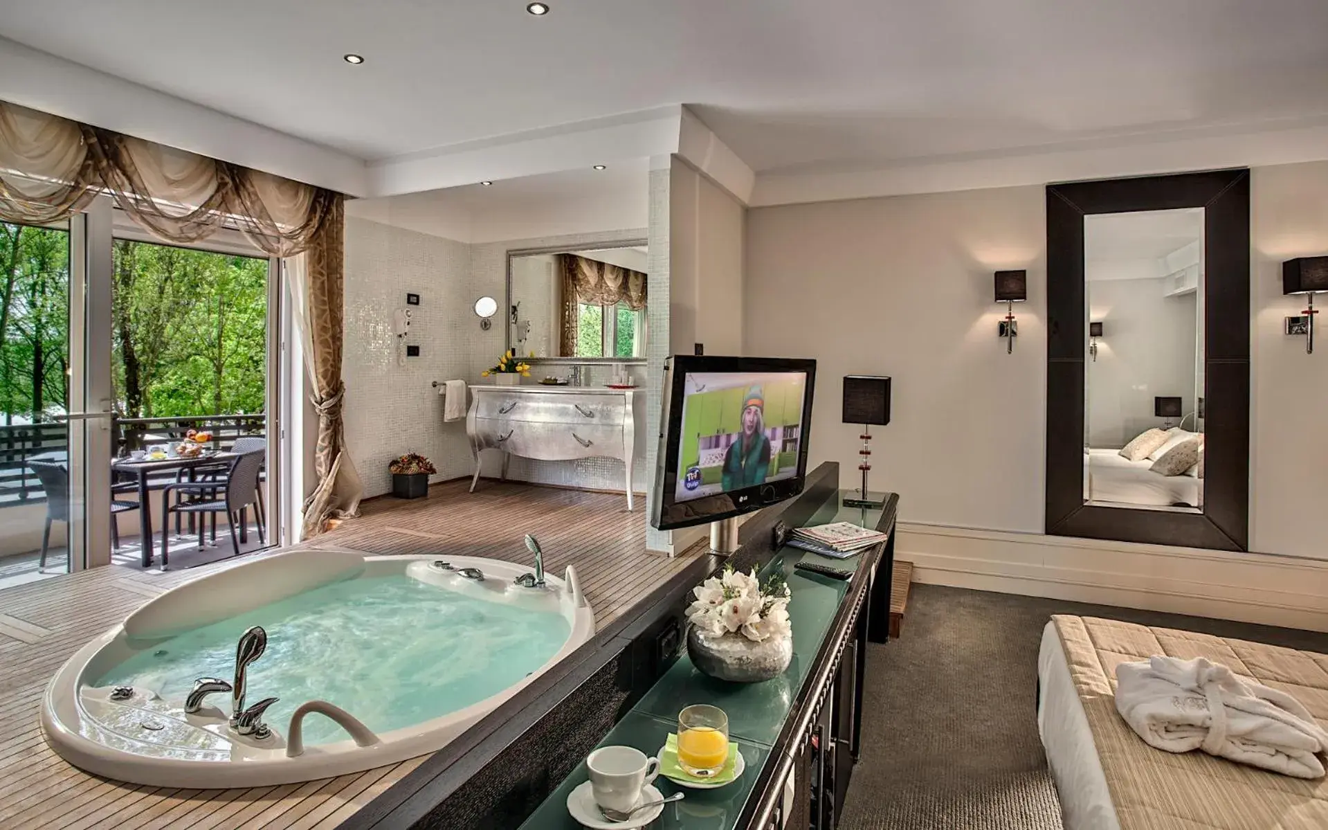 Junior Suite with Terrace - single occupancy in Park Hotel Junior Junior Suite with Terrace - single occupancy in Park Hotel Junior