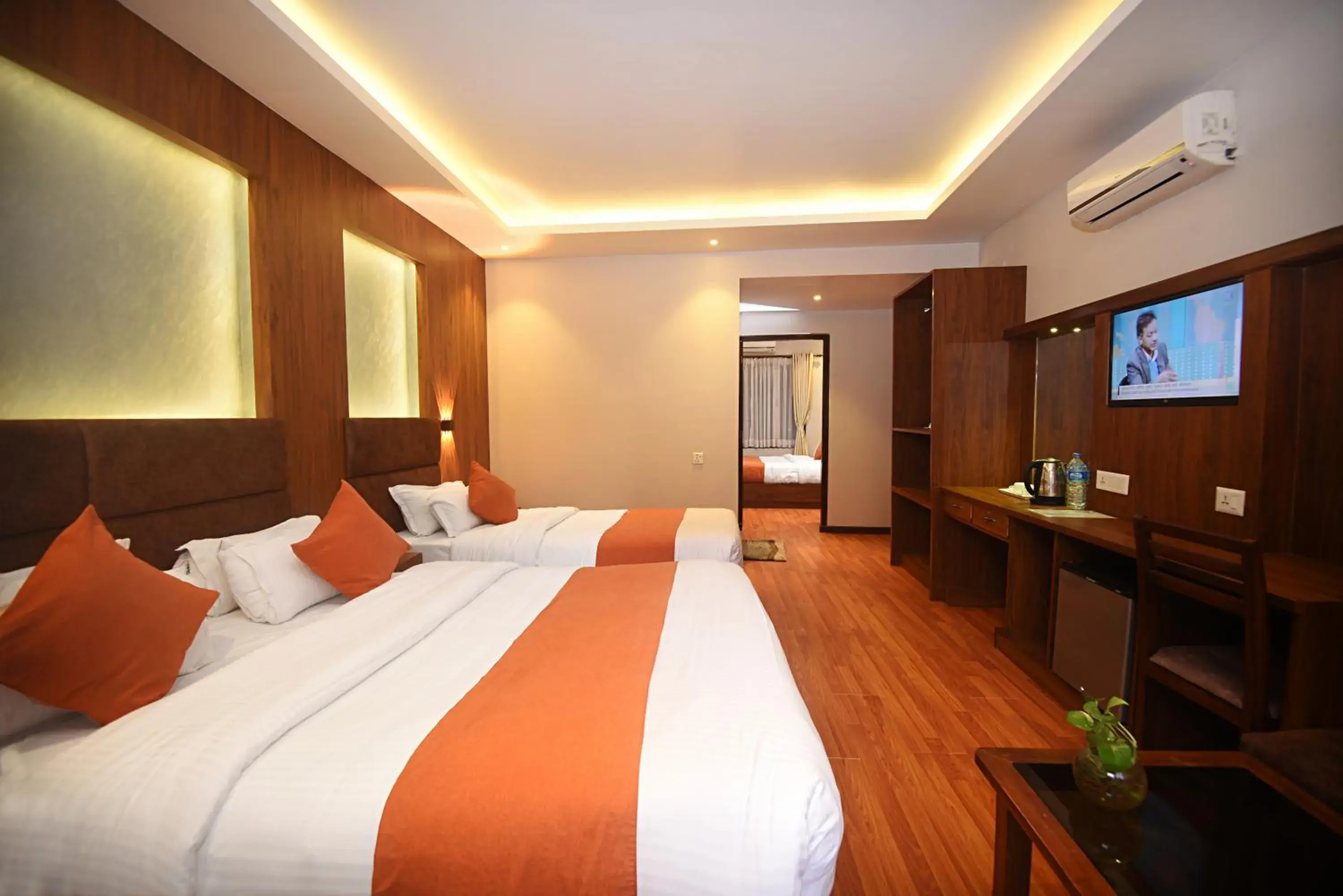 Quadruple (Family Adjoining) Room in Hotel Mums Home Quadruple (Family Adjoining) Room in Hotel Mums Home