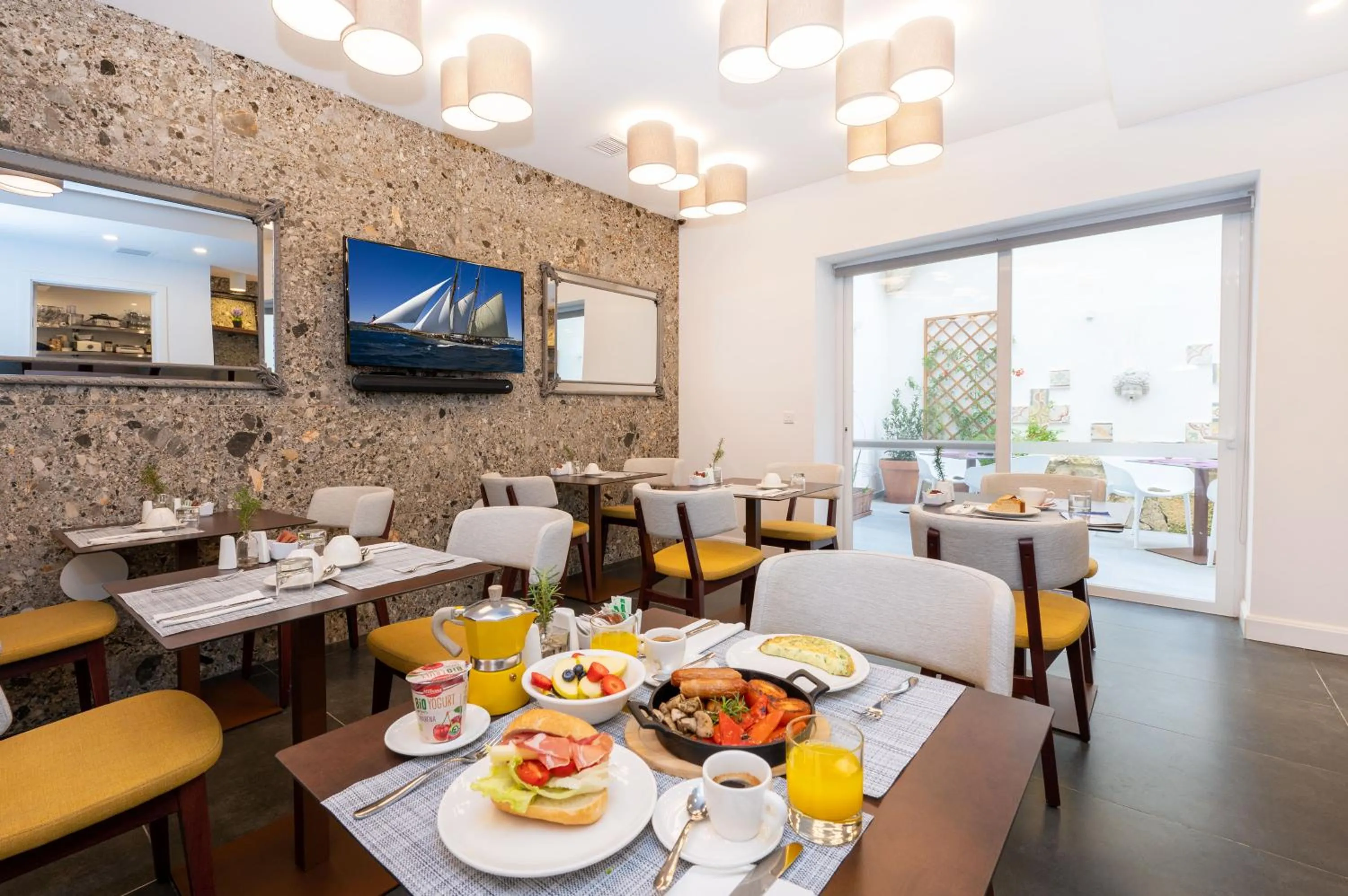 Restaurant/places to eat in Battistini Boutique Living and Spa, Victoria, Gozo