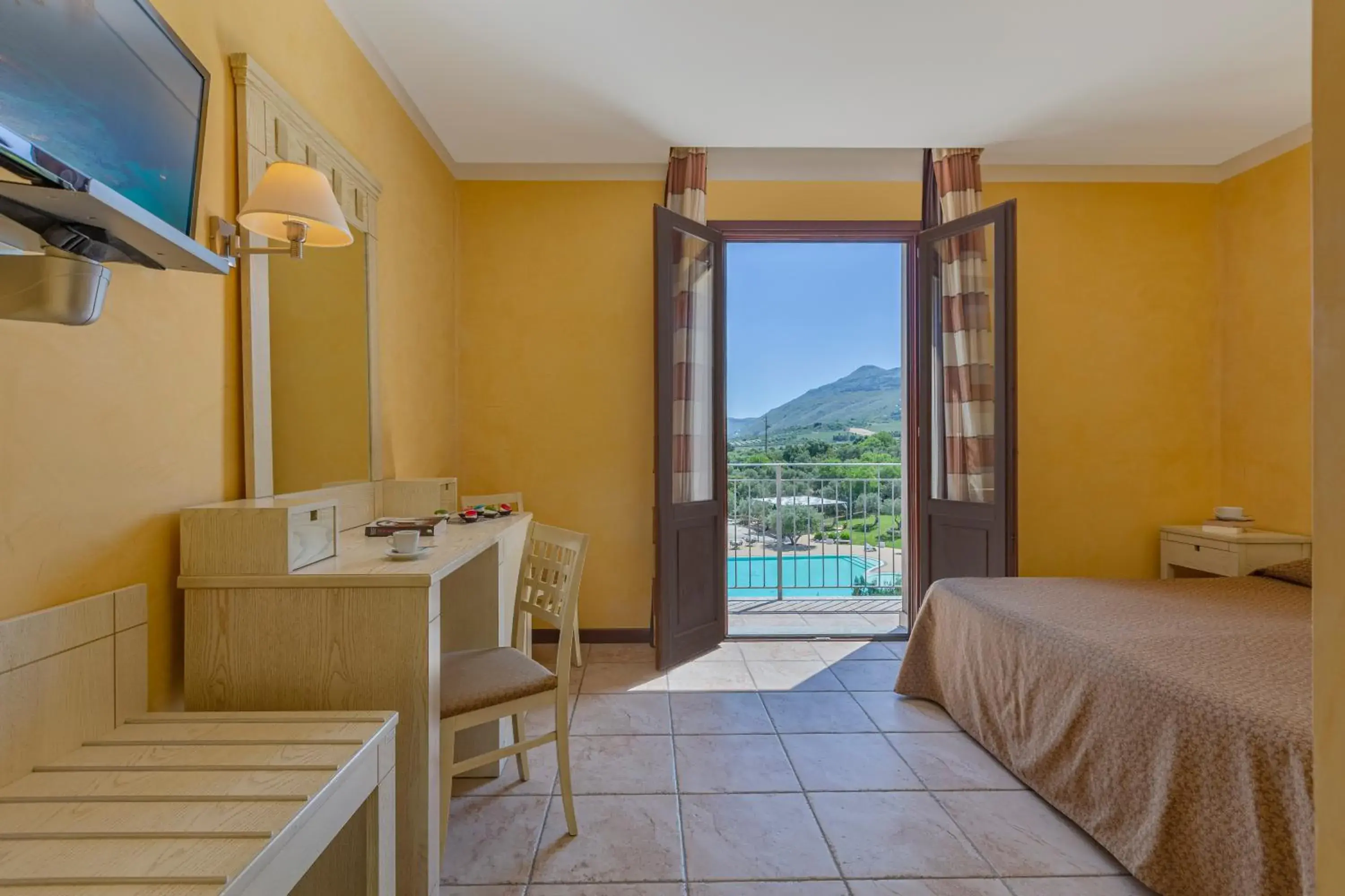 Double or Twin Room with Pool View in Villa Zina Family Resort Double or Twin Room with Pool View in Villa Zina Family Resort