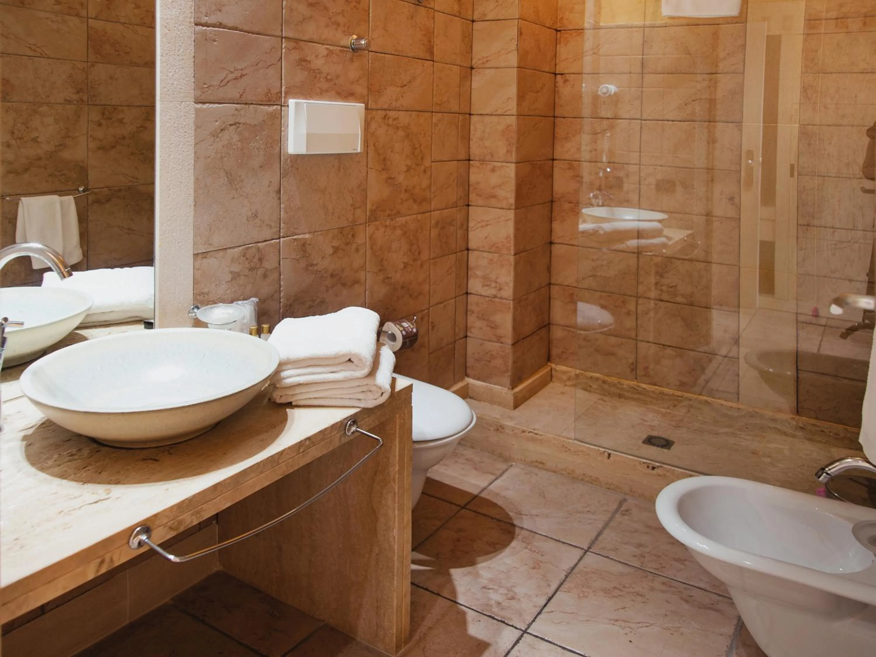 Bathroom in Villa Zina Family Resort