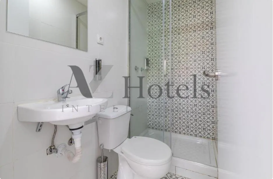 Shower in AYZ Elcano - Auto check-in property