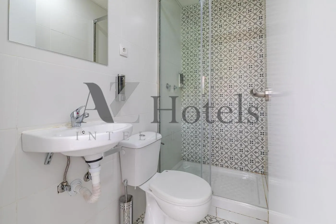 Shower in AYZ Elcano - Auto check-in property