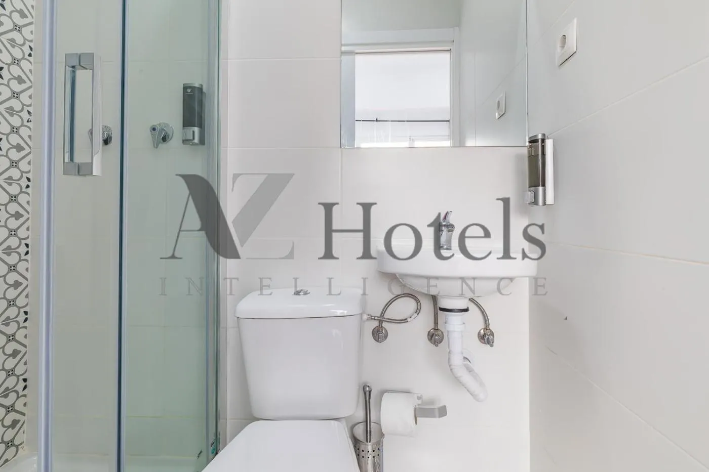 Shower in AYZ Elcano - Auto check-in property