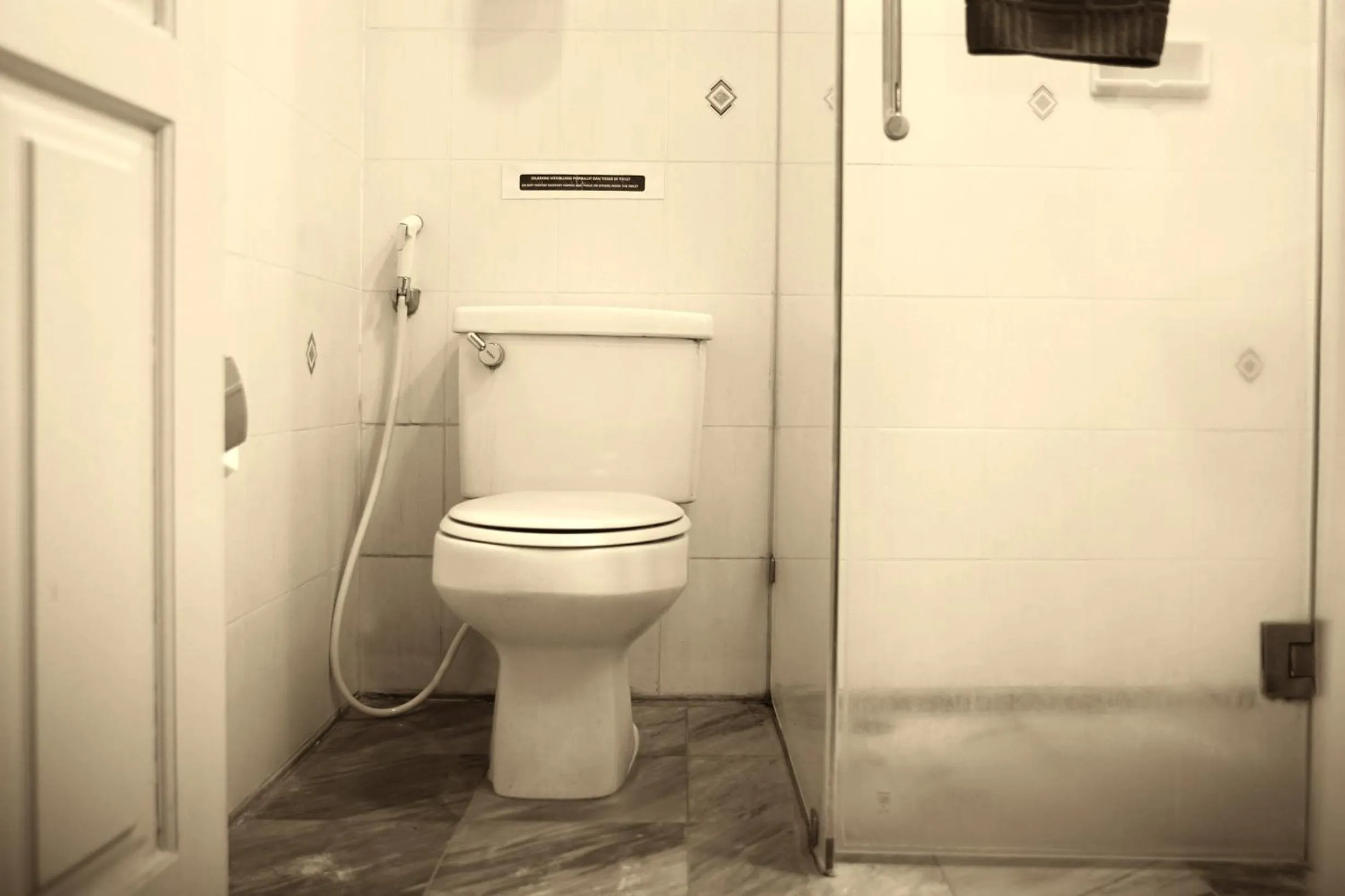 Bathroom in Dreamtel Jakarta