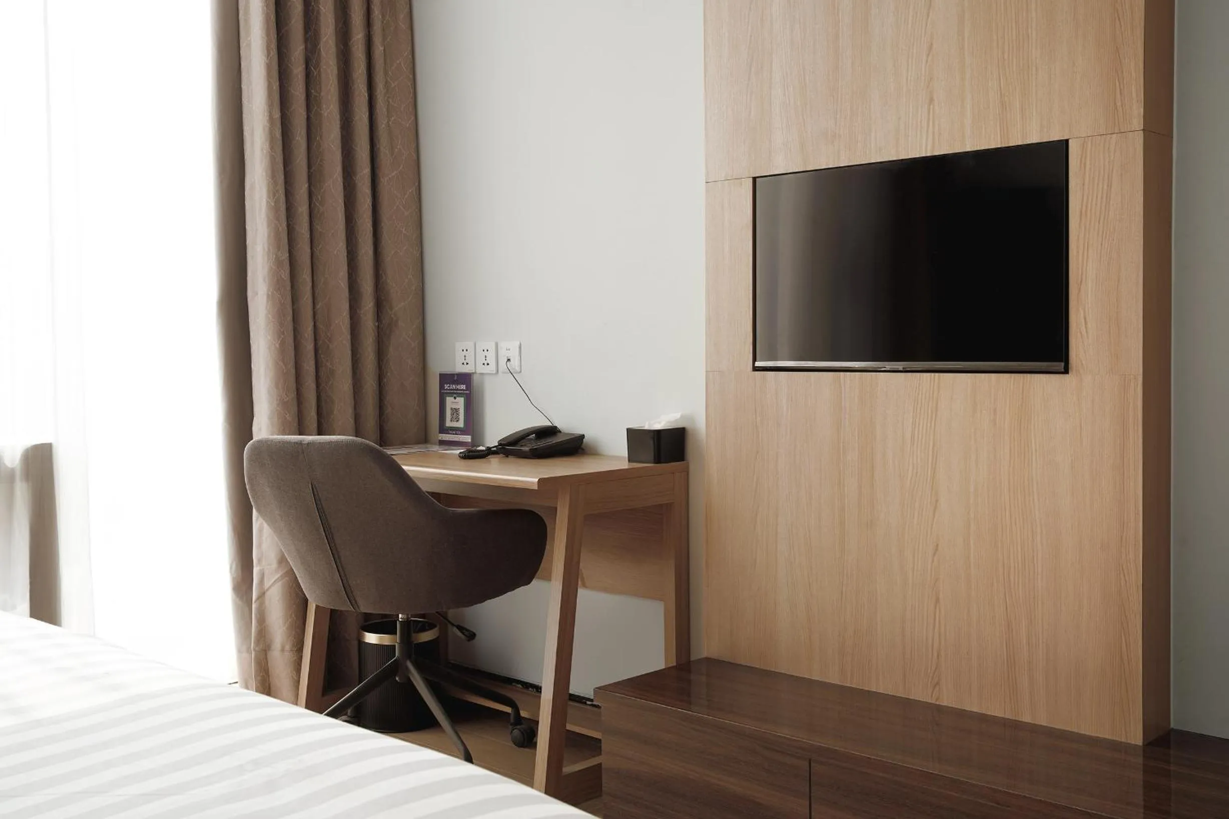 Bedroom, Bed in Dreamtel Jakarta