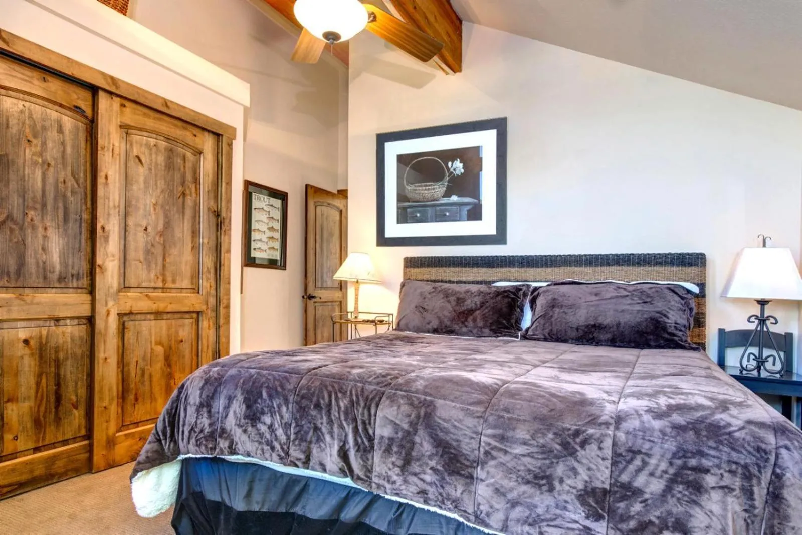 Bedroom, Bed in KBM Resorts In the Heart of Old TownWalk to Main St. Easy access shuttle to PCMR or DV Resorts Private Hot Tub POA-504b