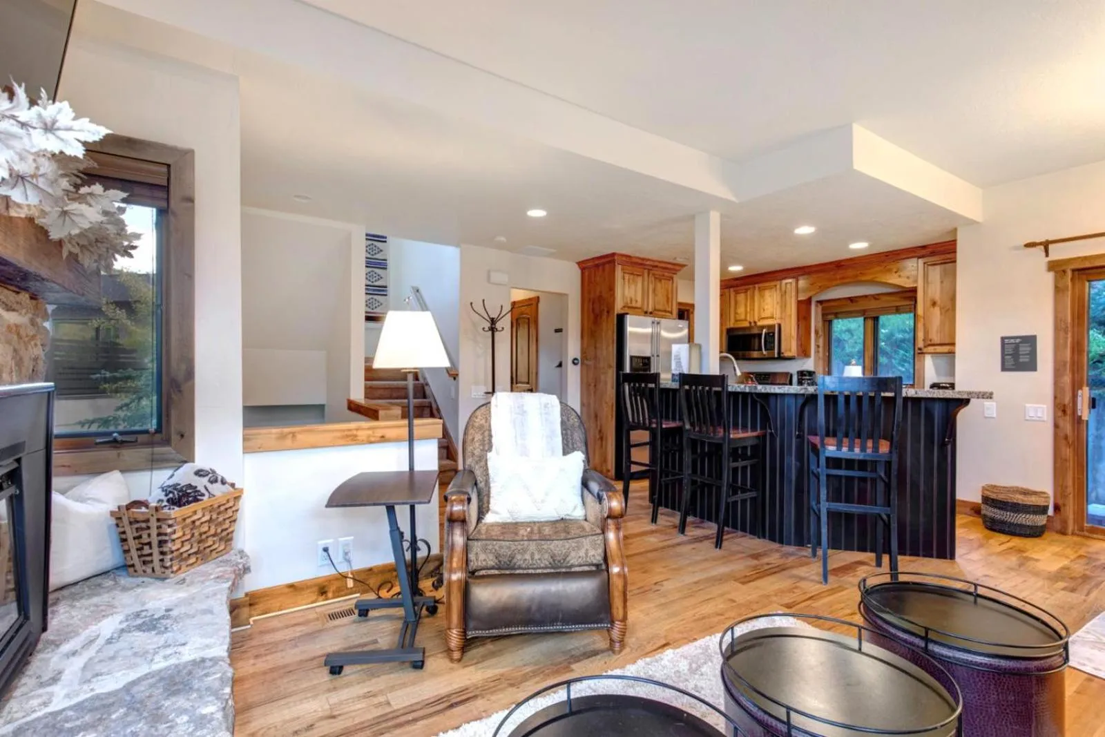 Living room in KBM Resorts In the Heart of Old TownWalk to Main St. Easy access shuttle to PCMR or DV Resorts Private Hot Tub POA-504b