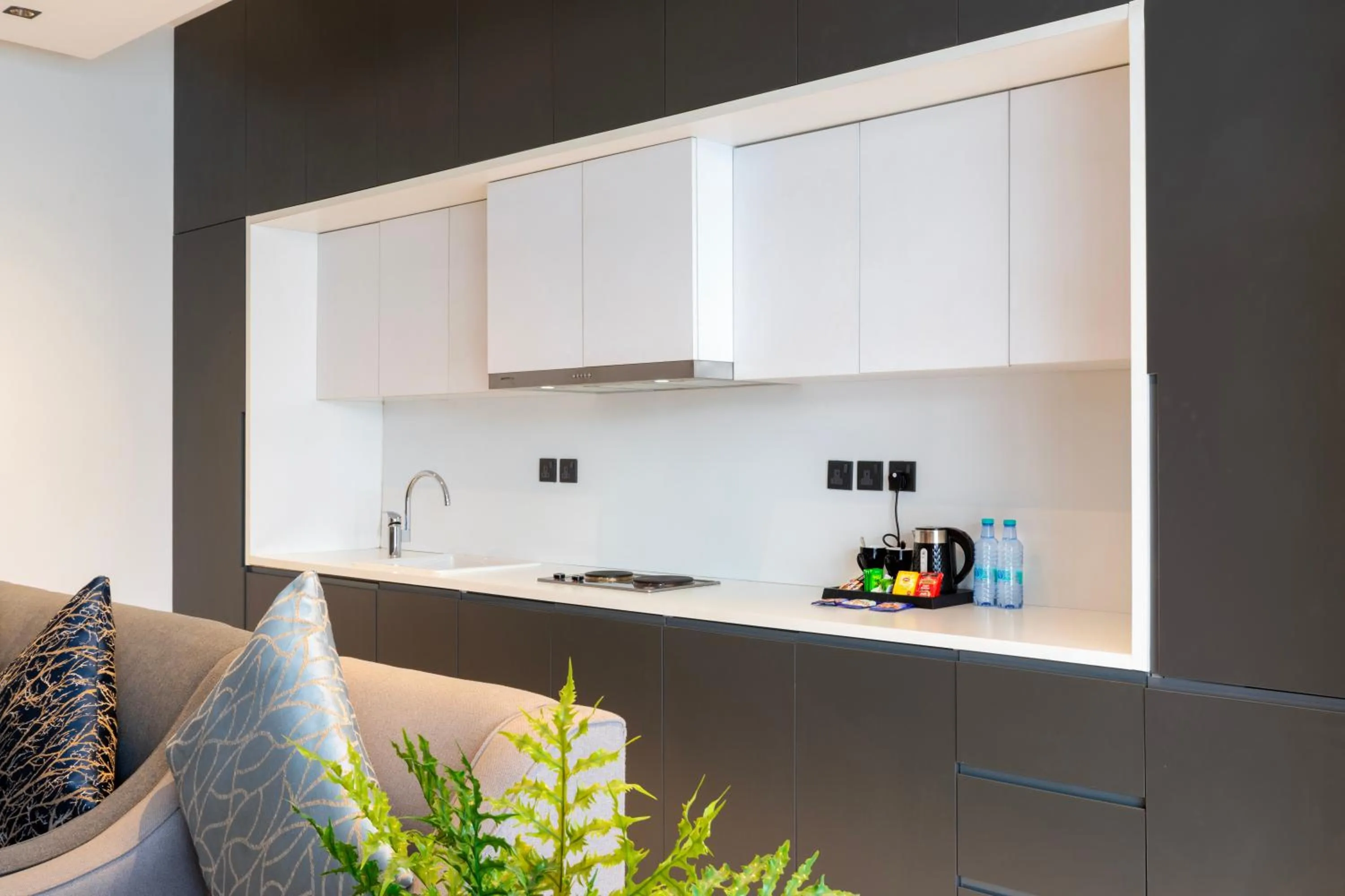 Kitchen or kitchenette in Q Hotel Resorts -Riyadh