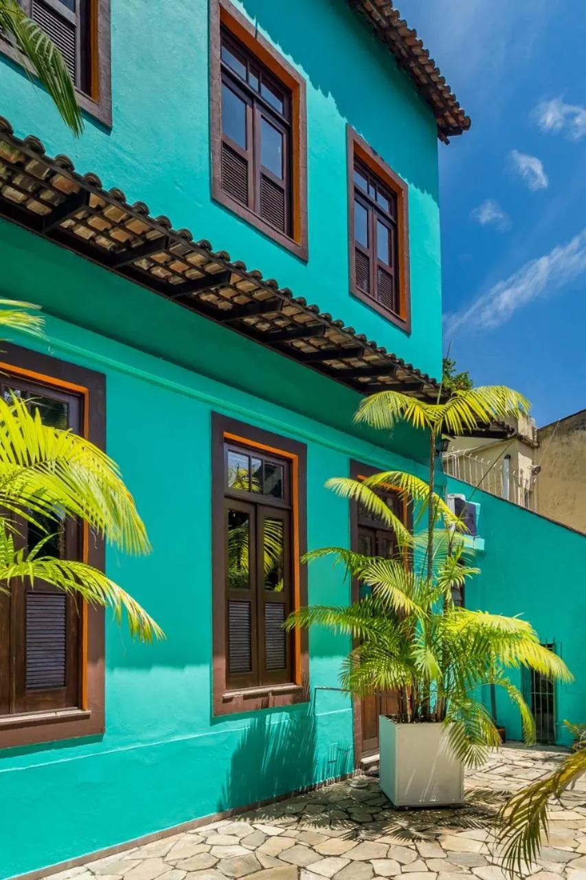 Facade/entrance in casaJOMO Art, Food & Music B&B