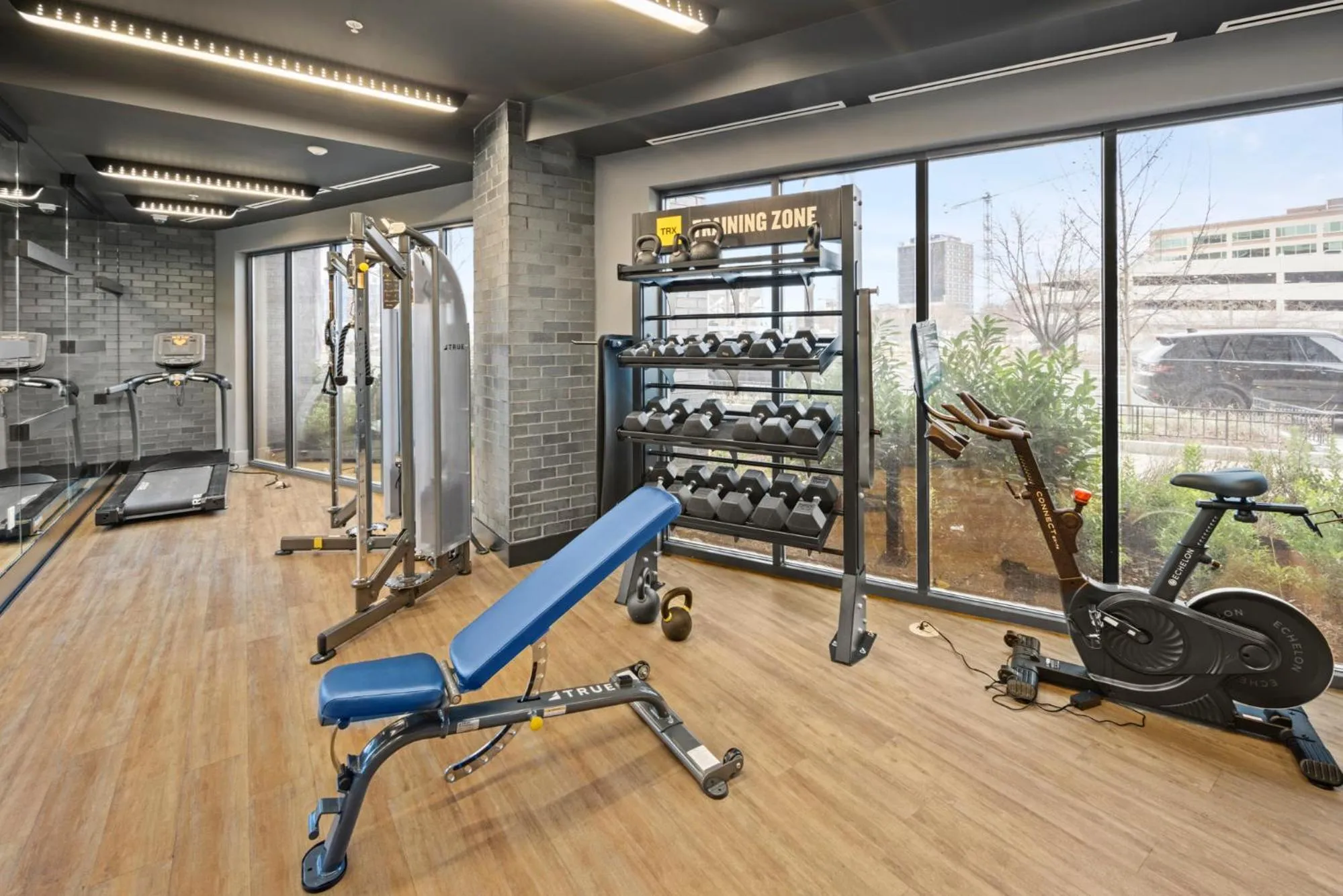 Fitness centre/facilities in Global Luxury Suites at Tribeca