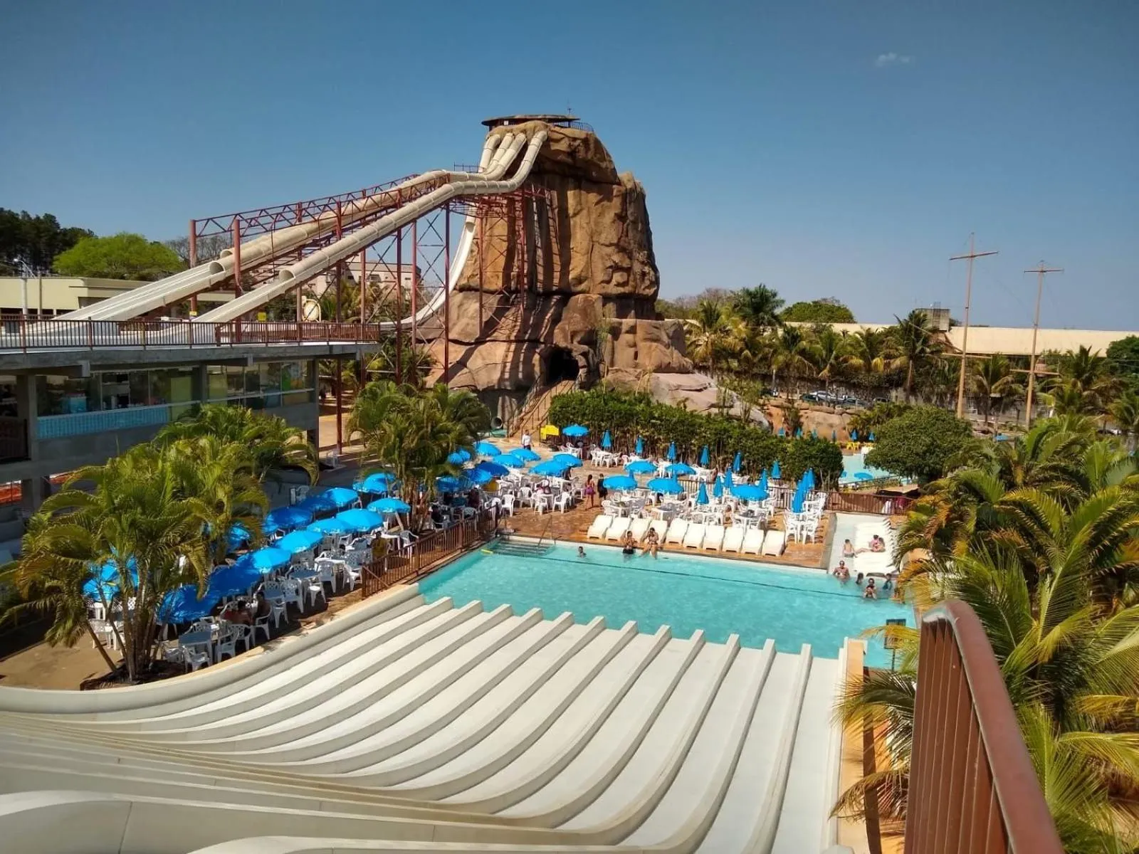 Day in Piazza diRoma