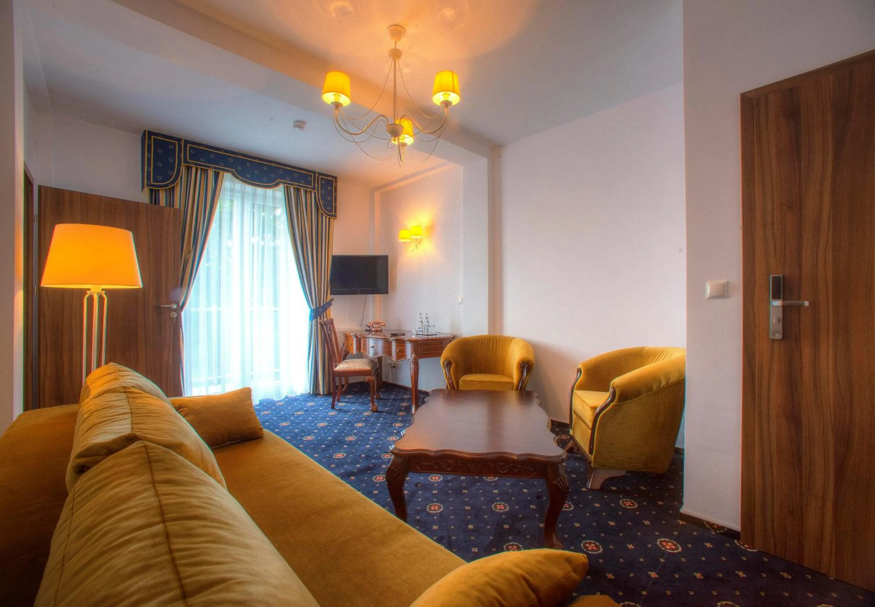 Photo of the whole room in Hotel Łańcut