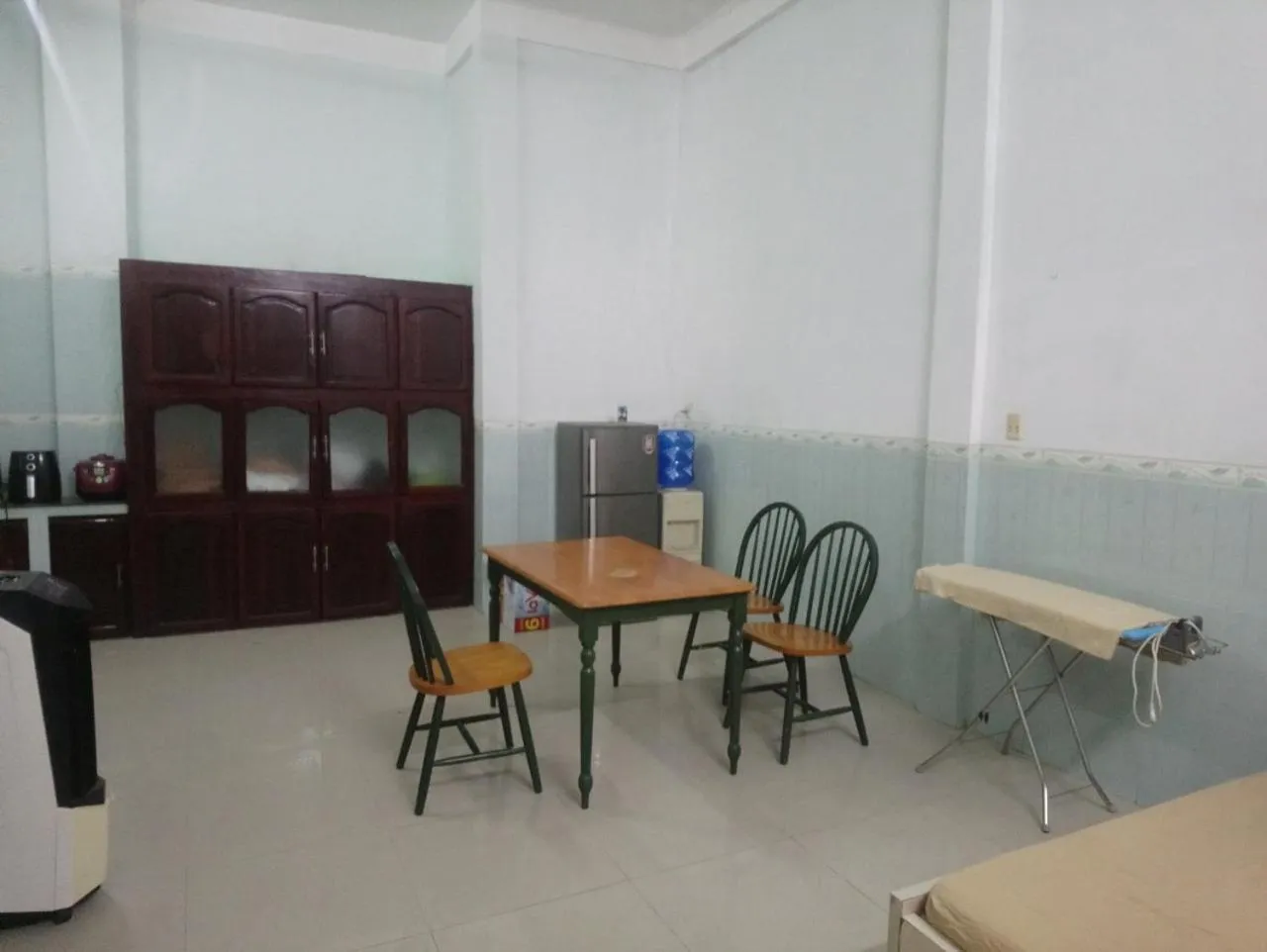 Dining area in Hoa Lan