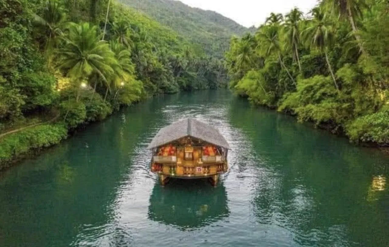 Ruumar B&B-Islandhopping-Starlink available