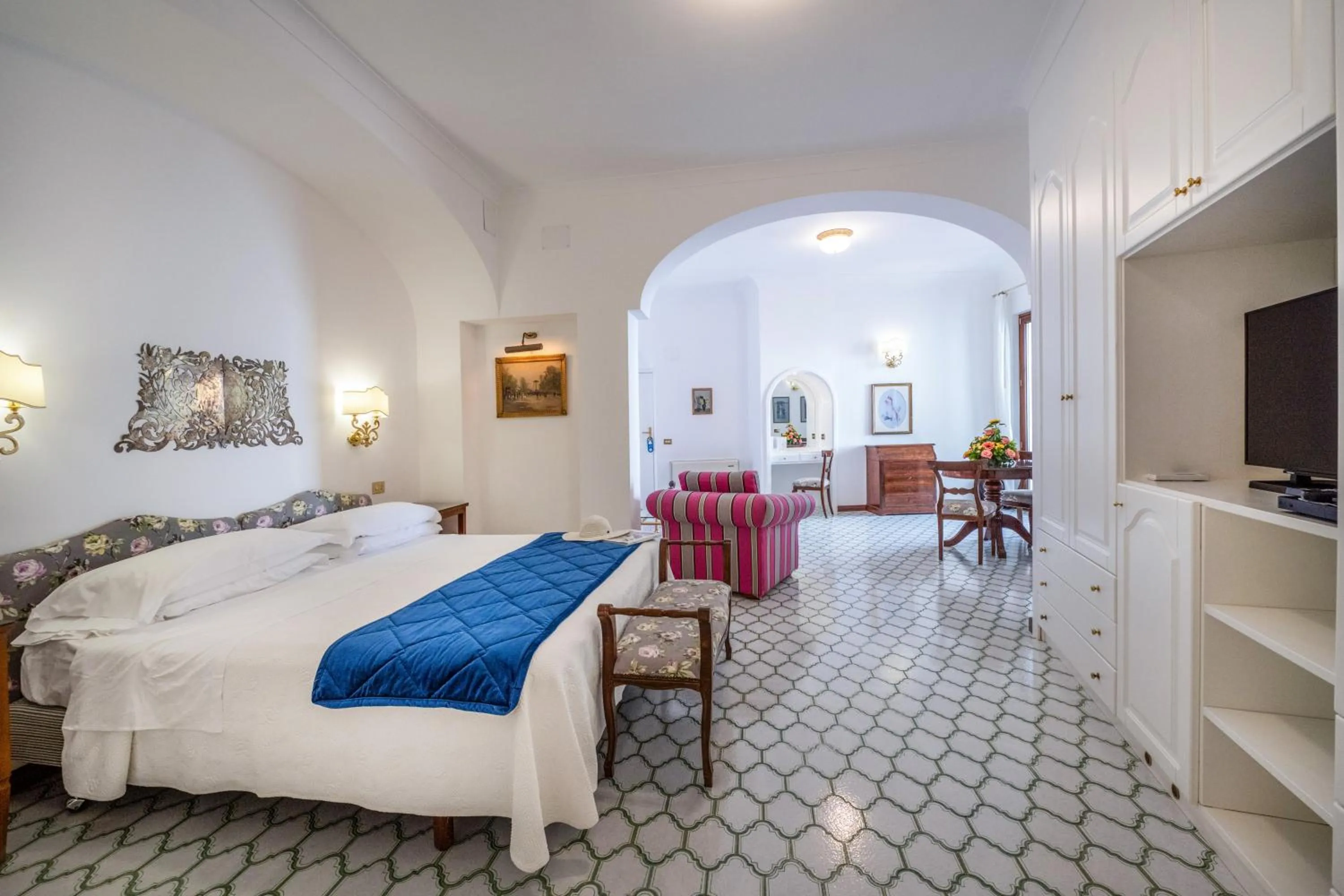 Photo of the whole room, Bed in Hotel Belvedere