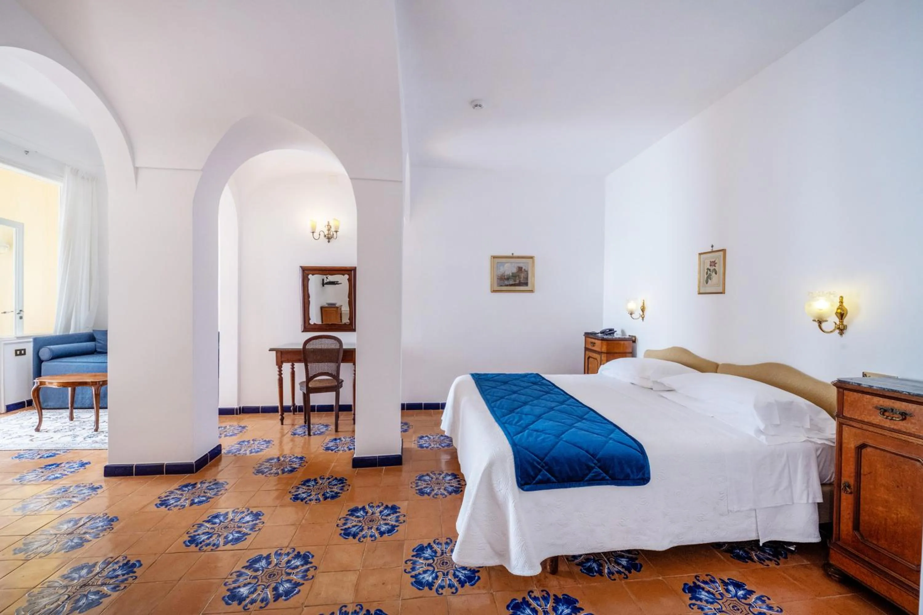 Bed in Hotel Belvedere