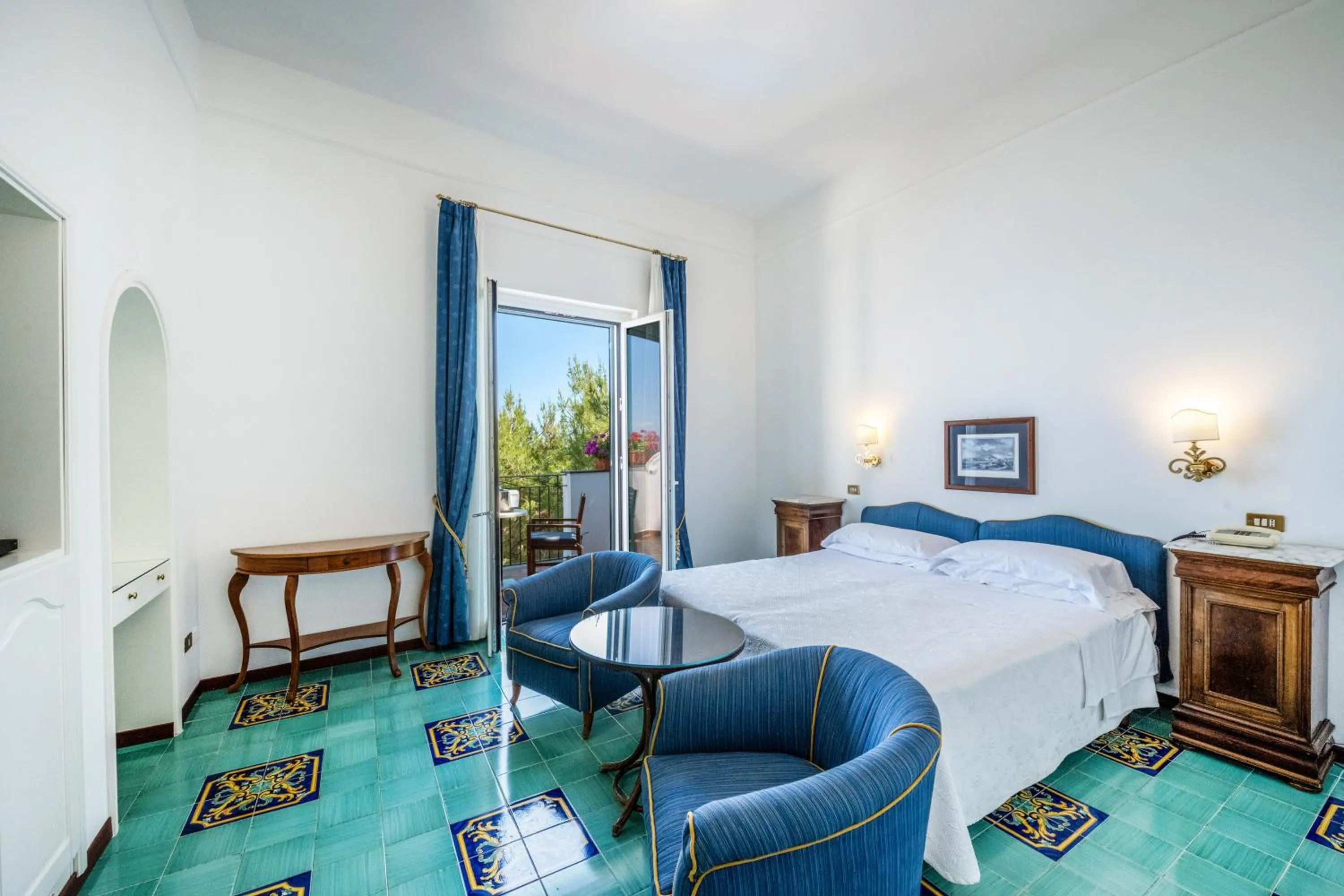 Bedroom, Bed in Hotel Belvedere