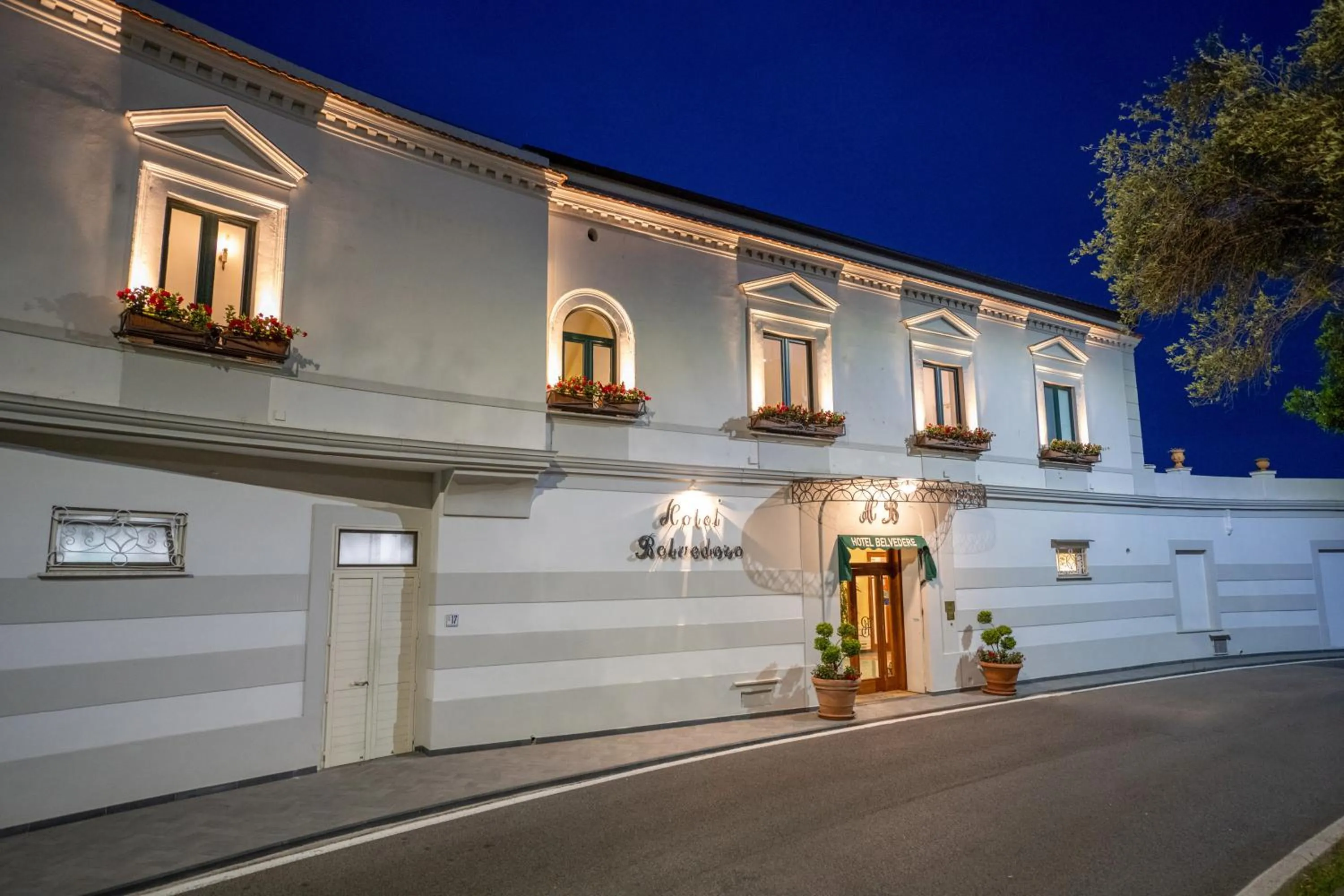 Property building in Hotel Belvedere