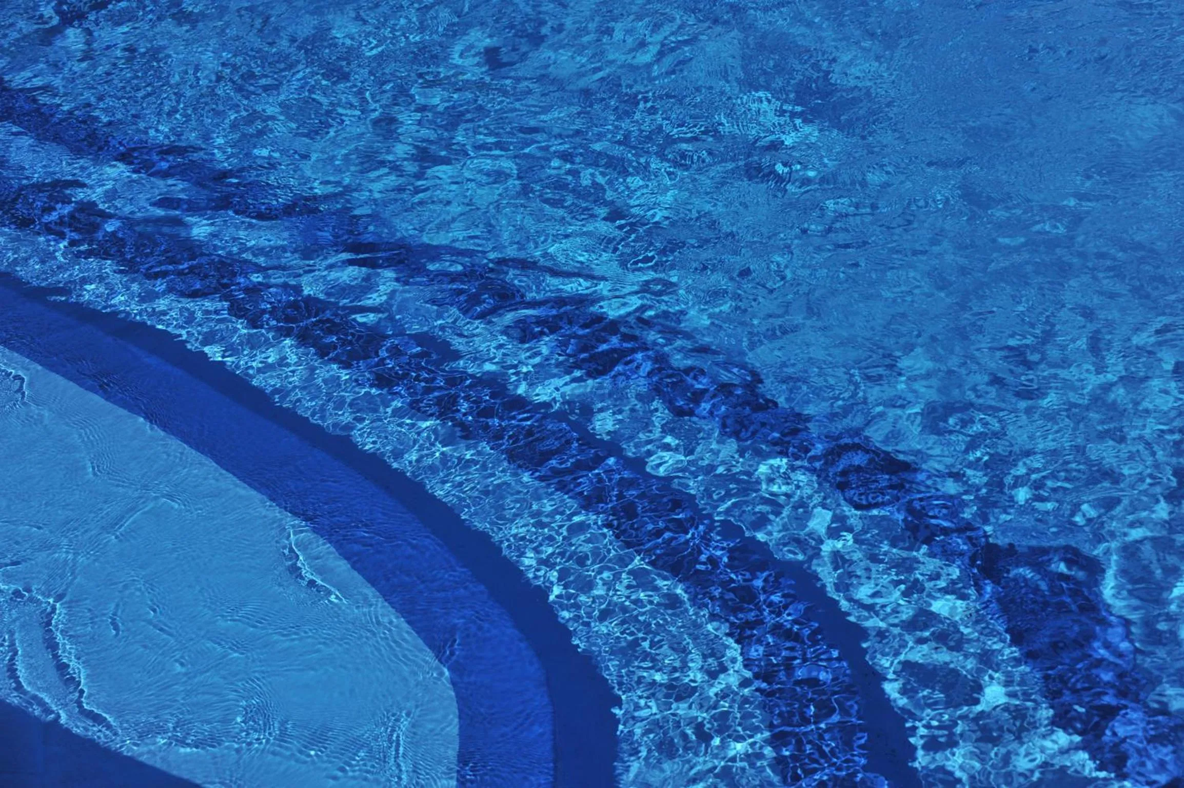 Swimming pool in Hotel Belvedere