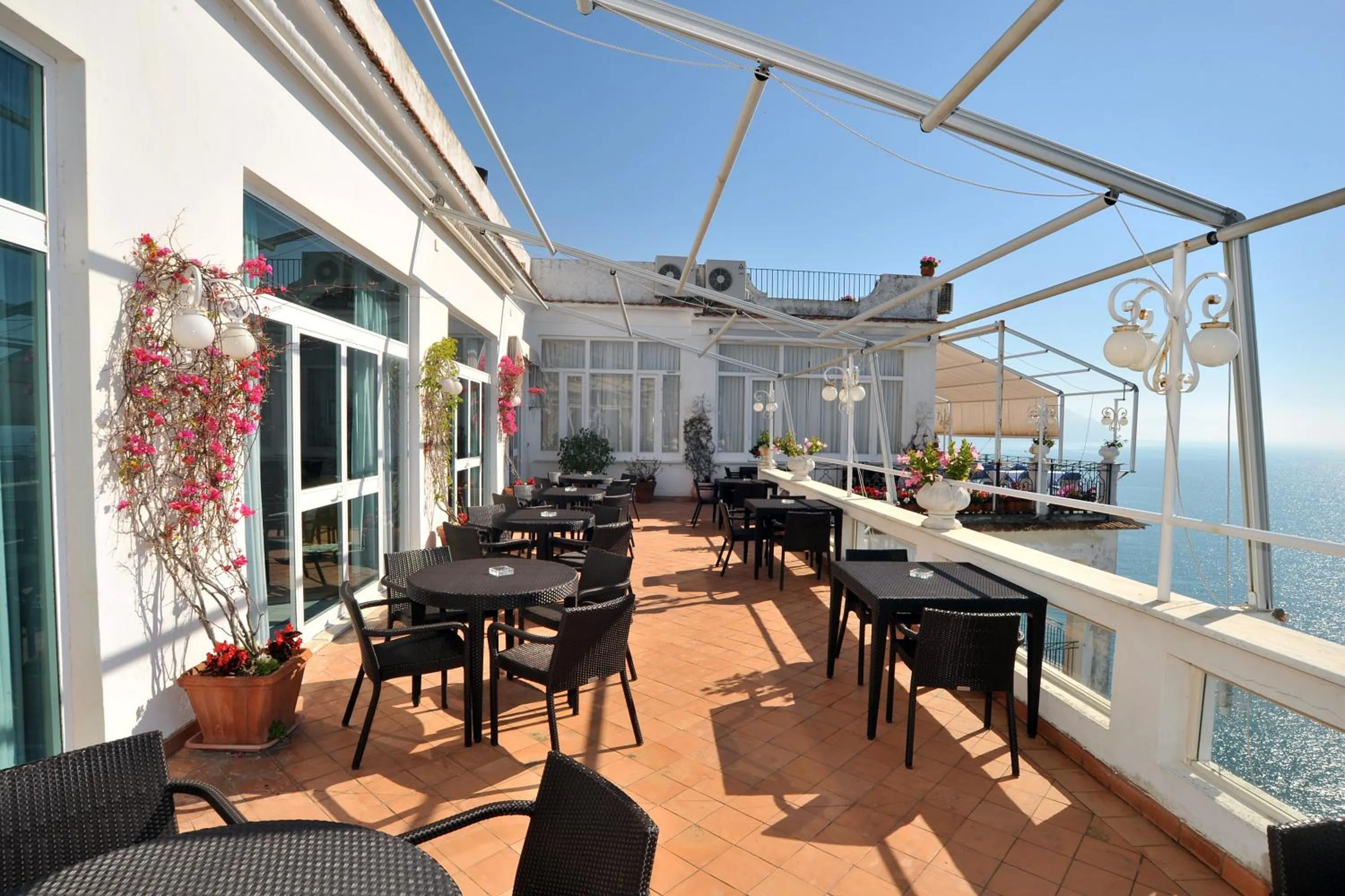 Facade/entrance in Hotel Belvedere