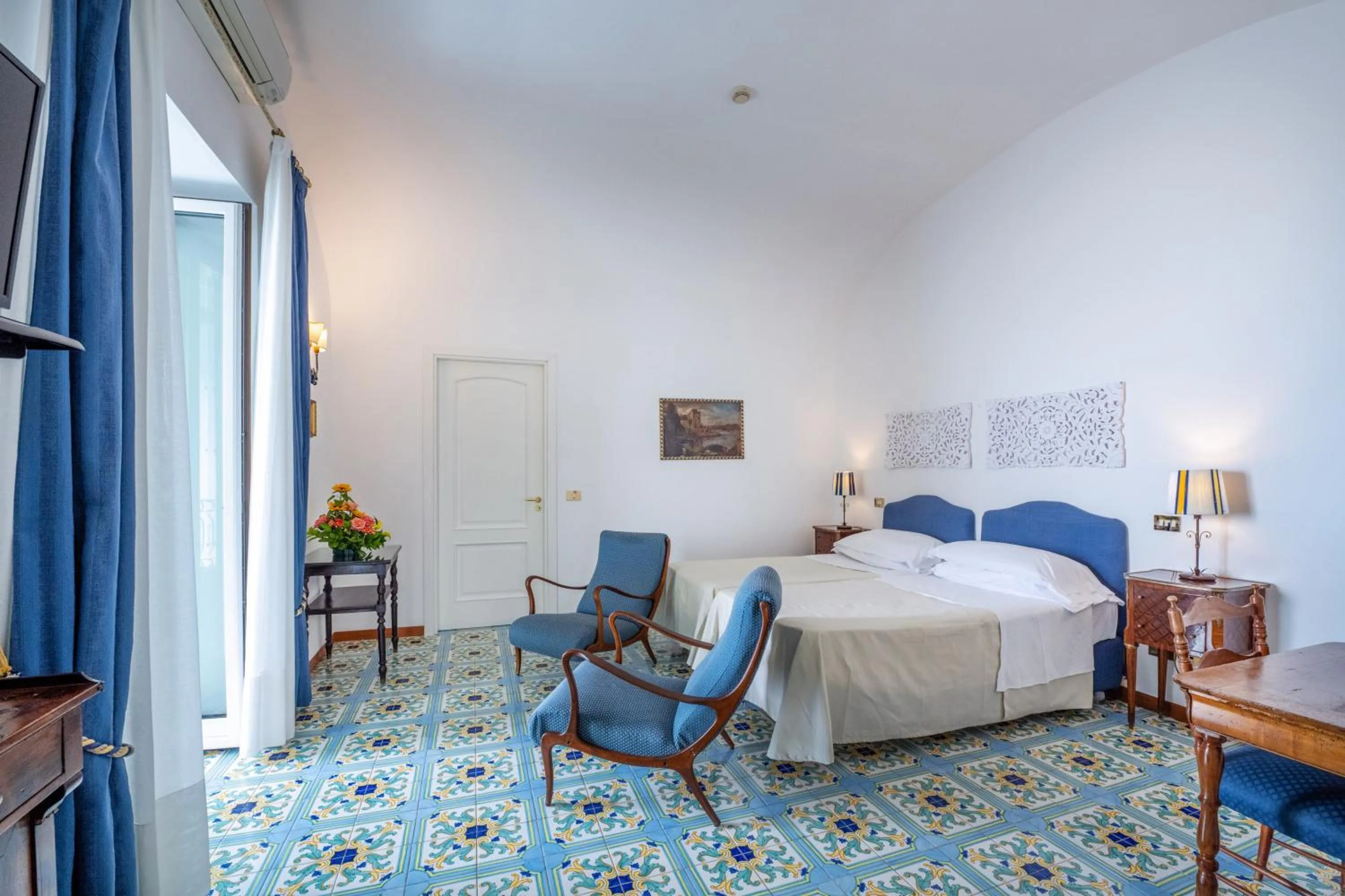 Bed in Hotel Belvedere