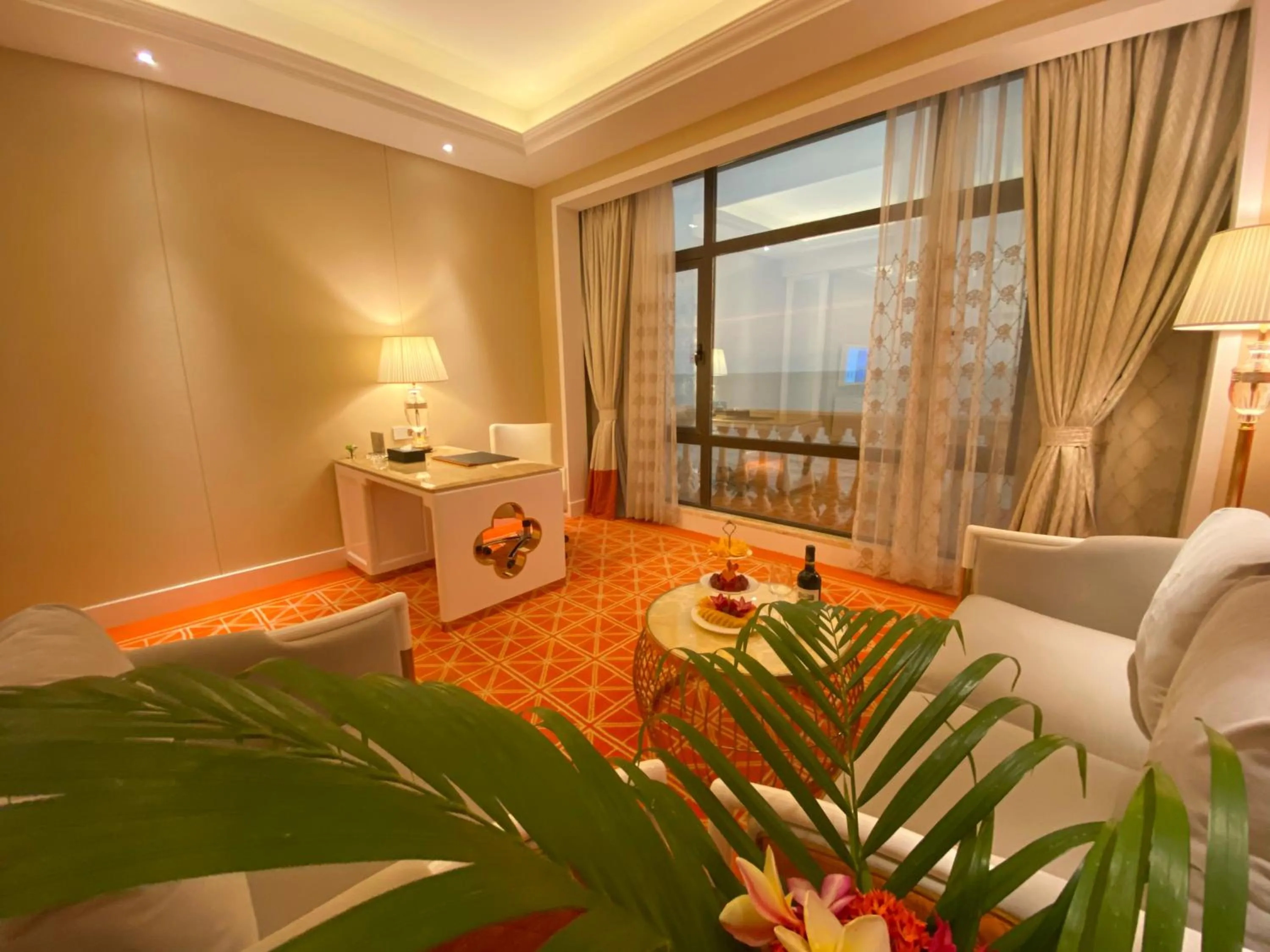 Living room in Continental Xin Hao Hotel and Resort 洲际新濠酒店