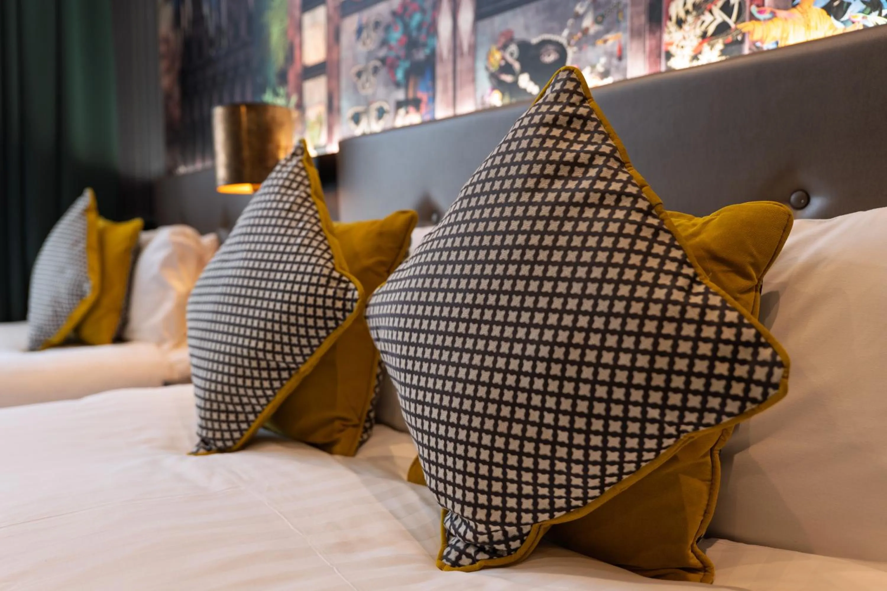 Bed in Hyde Park Green