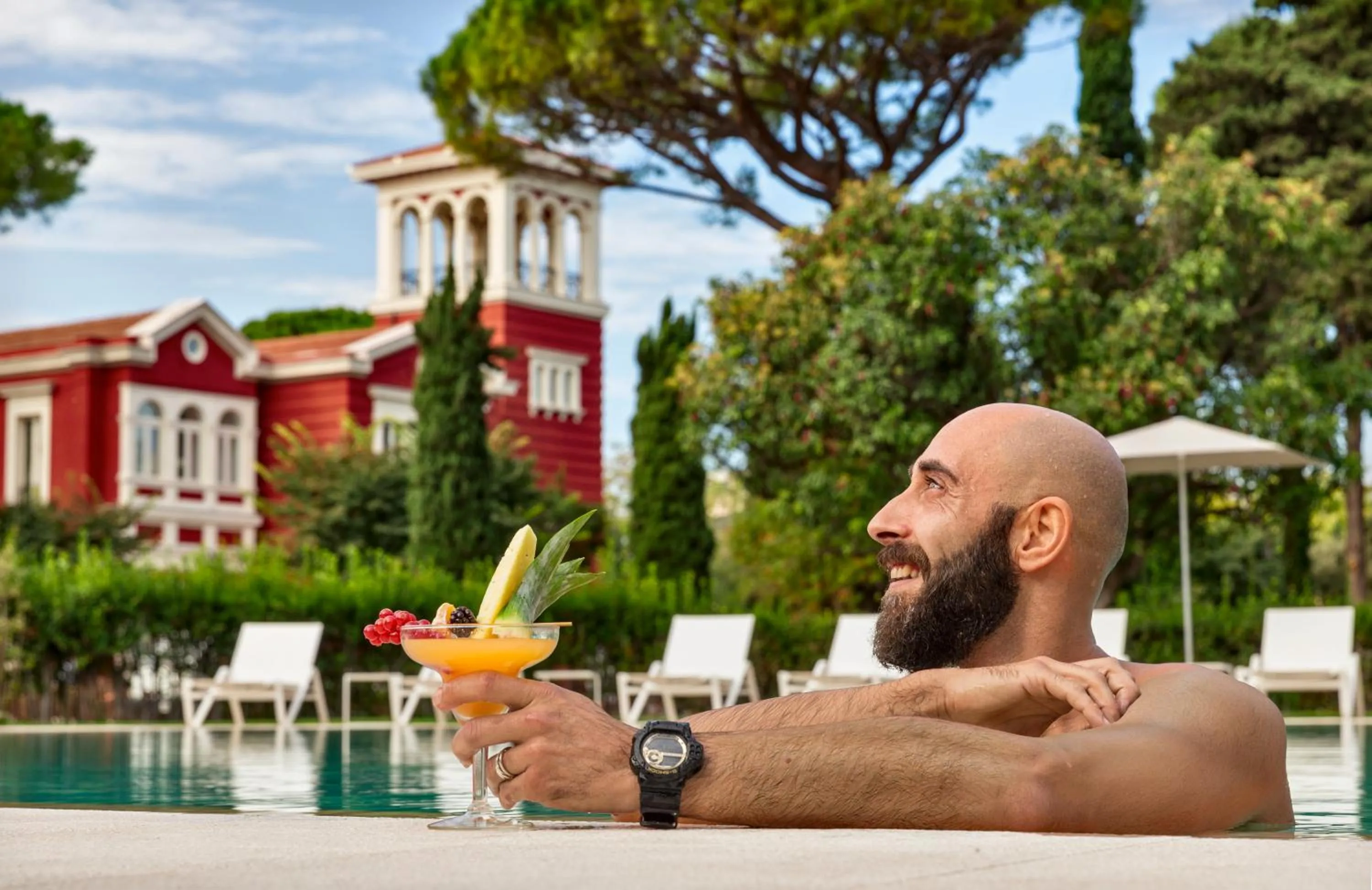 Swimming pool in Mercure Villa Romanazzi Carducci Bari