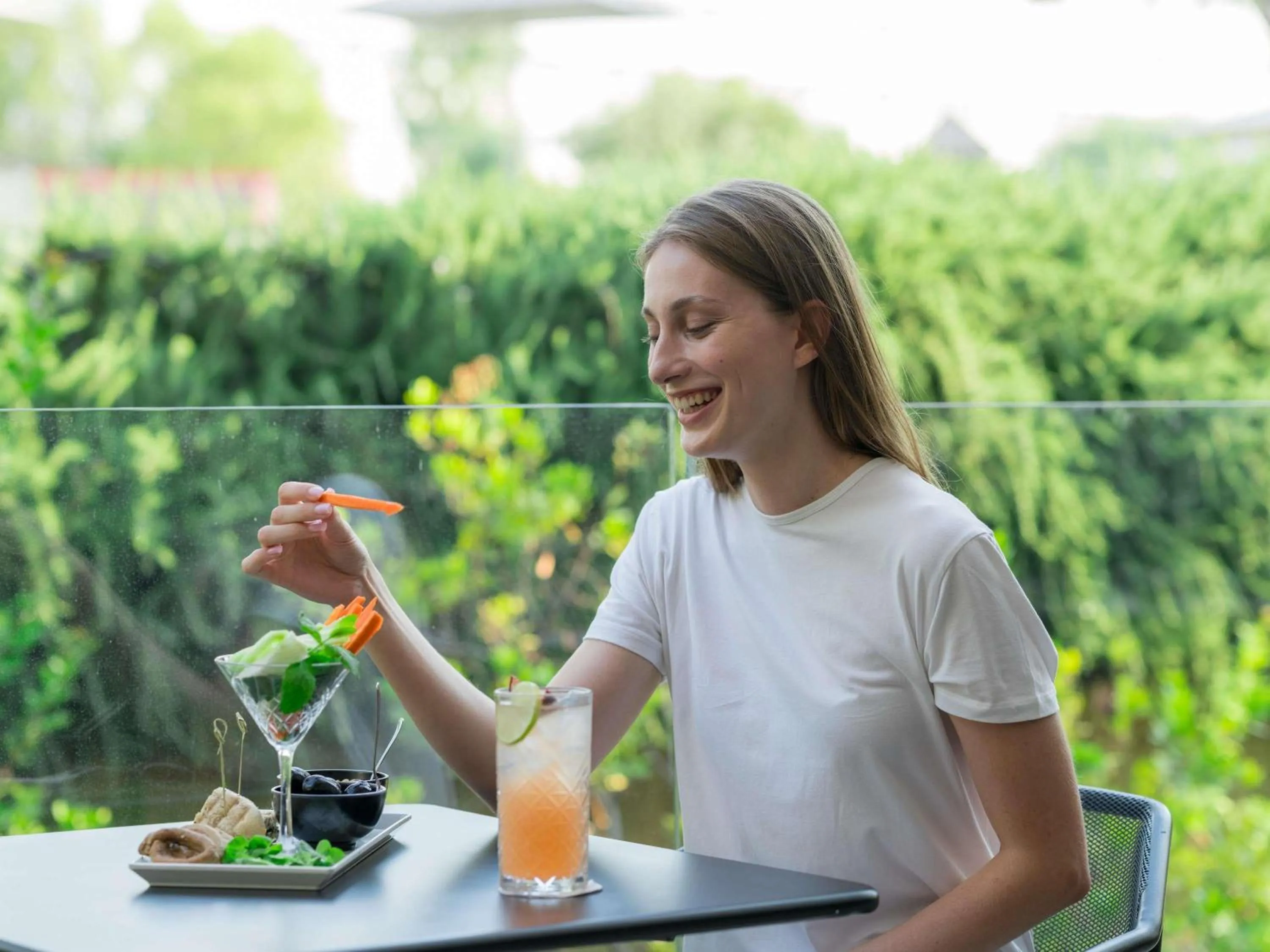 Lounge or bar in Mercure Villa Romanazzi Carducci Bari