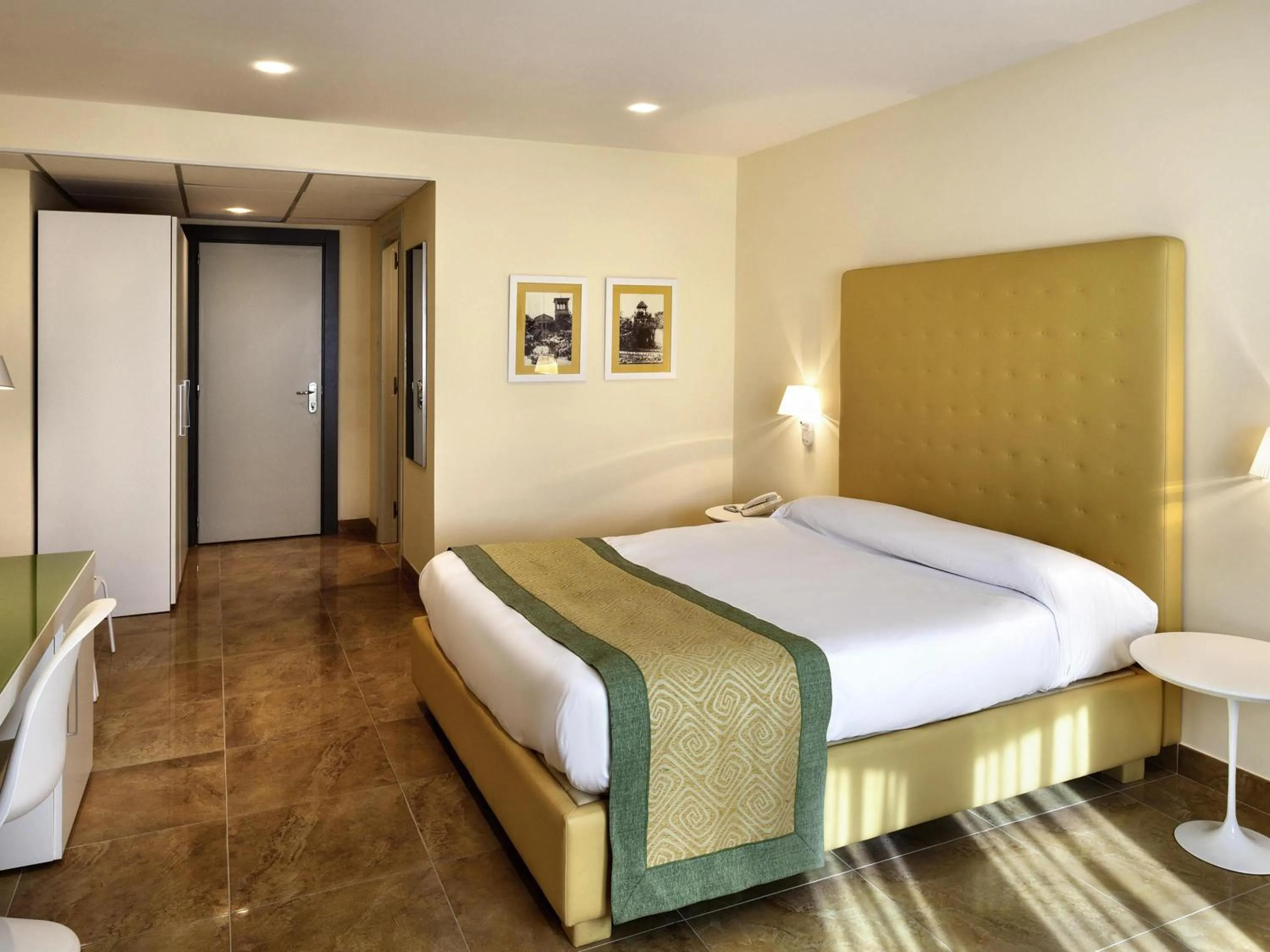 Bedroom, Bed in Mercure Villa Romanazzi Carducci Bari