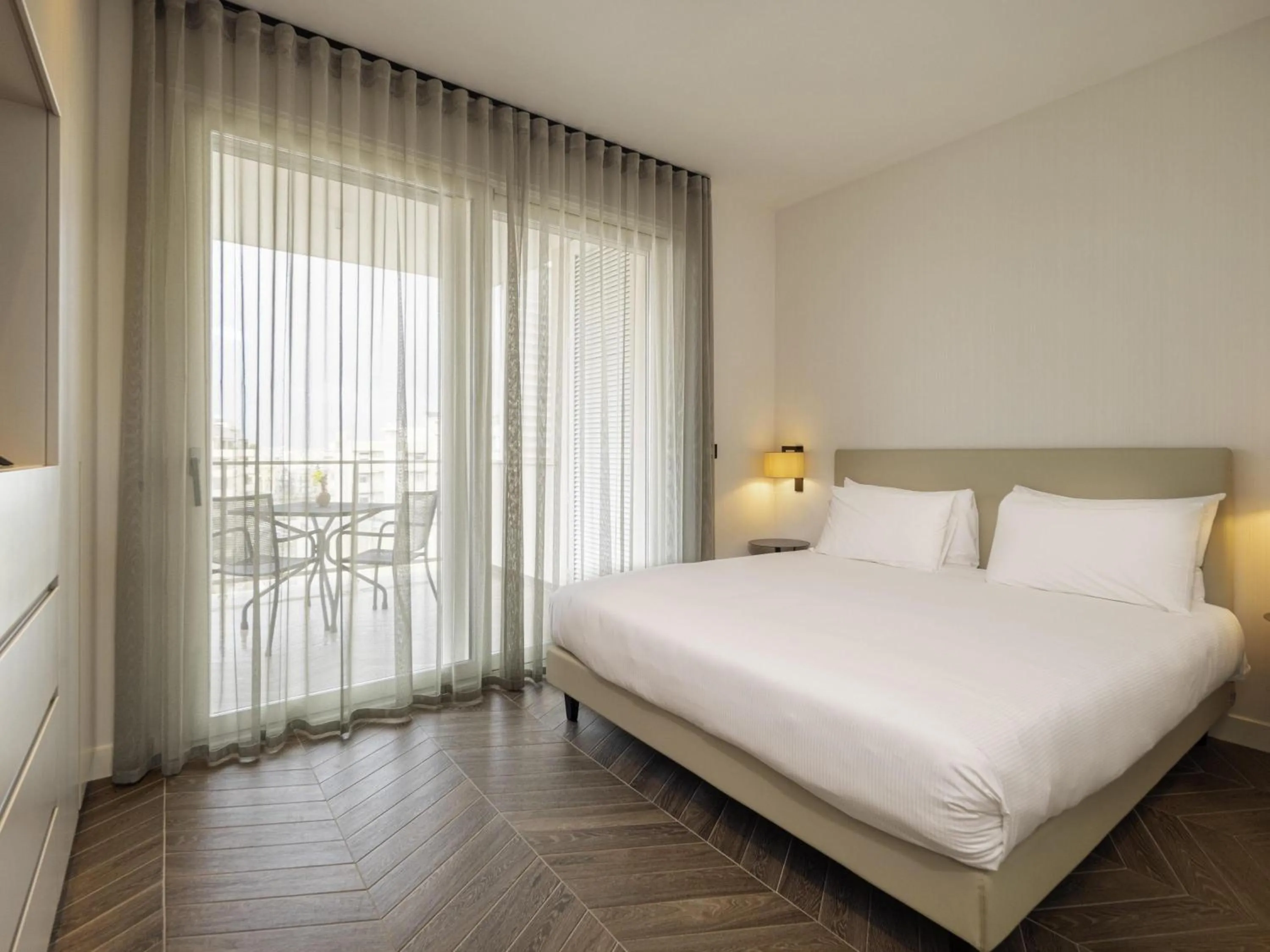 Bedroom, Bed in Mercure Villa Romanazzi Carducci Bari