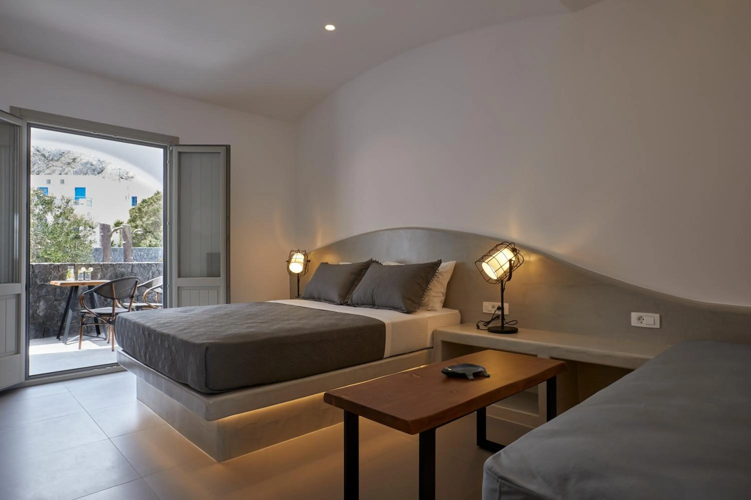 Bed in Mountain and Sea Suites