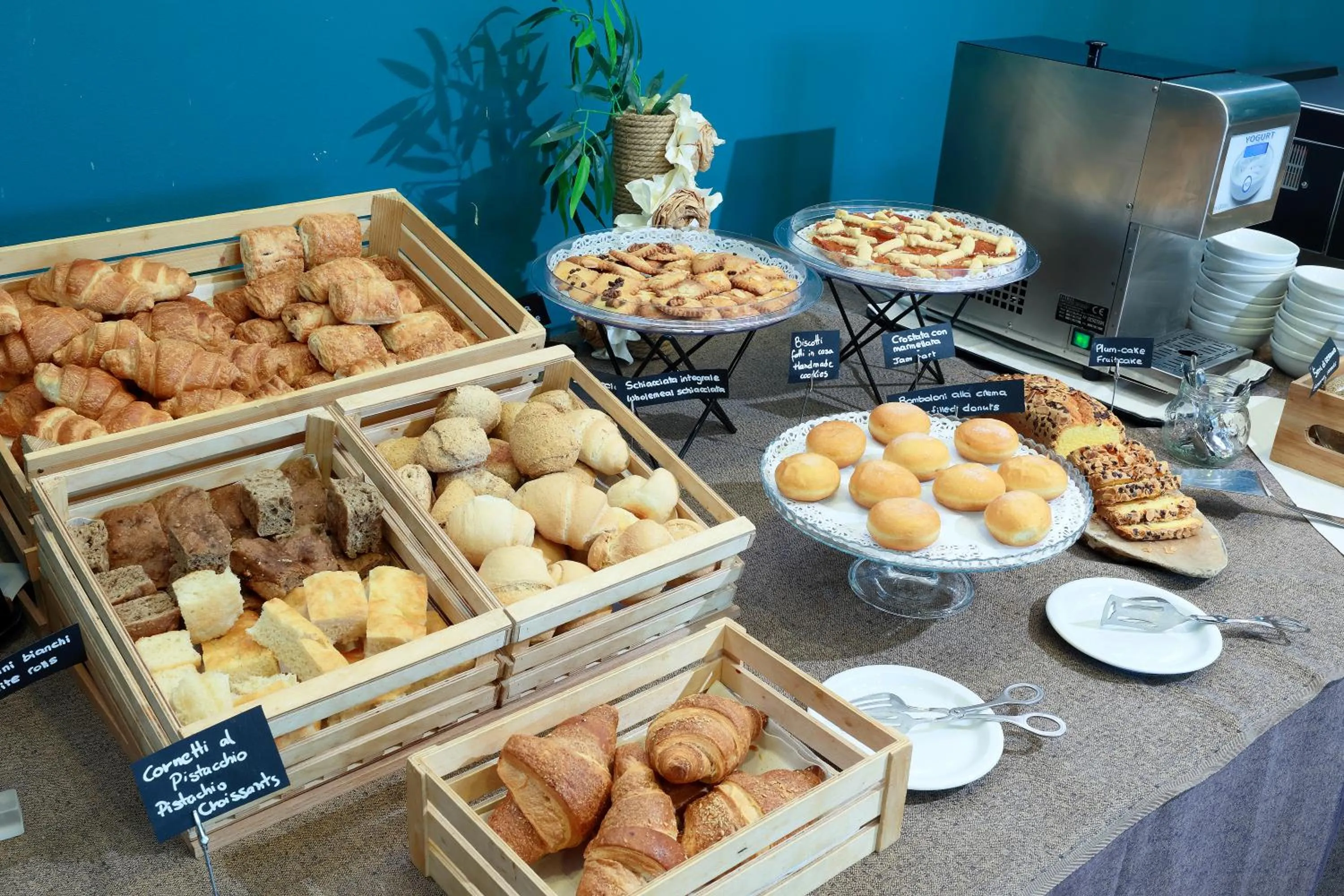 Breakfast in Tuscany Inn