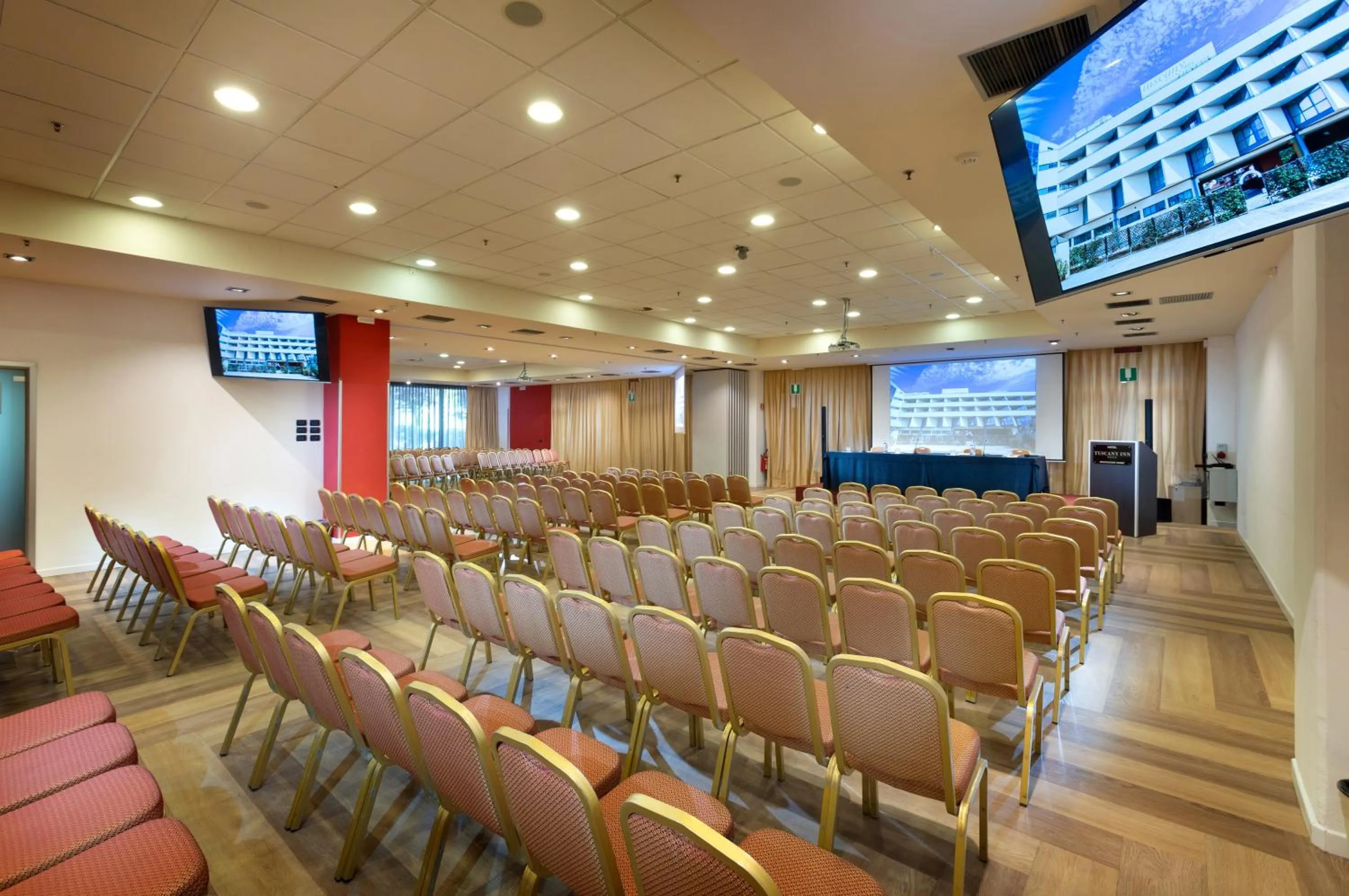 Meeting/conference room in Tuscany Inn