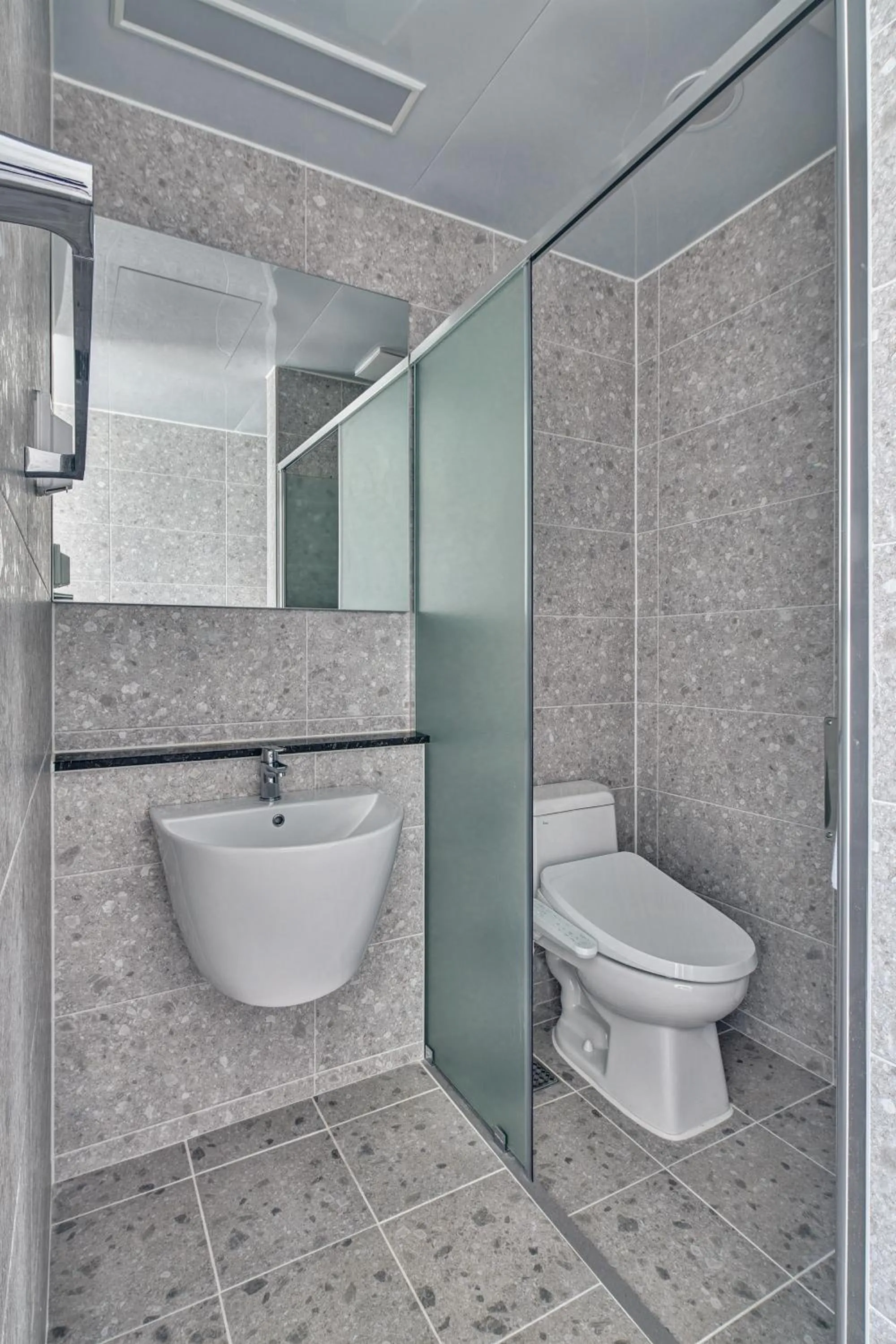 Bathroom in Gangneung Chonpines Ocean Suites Hotel