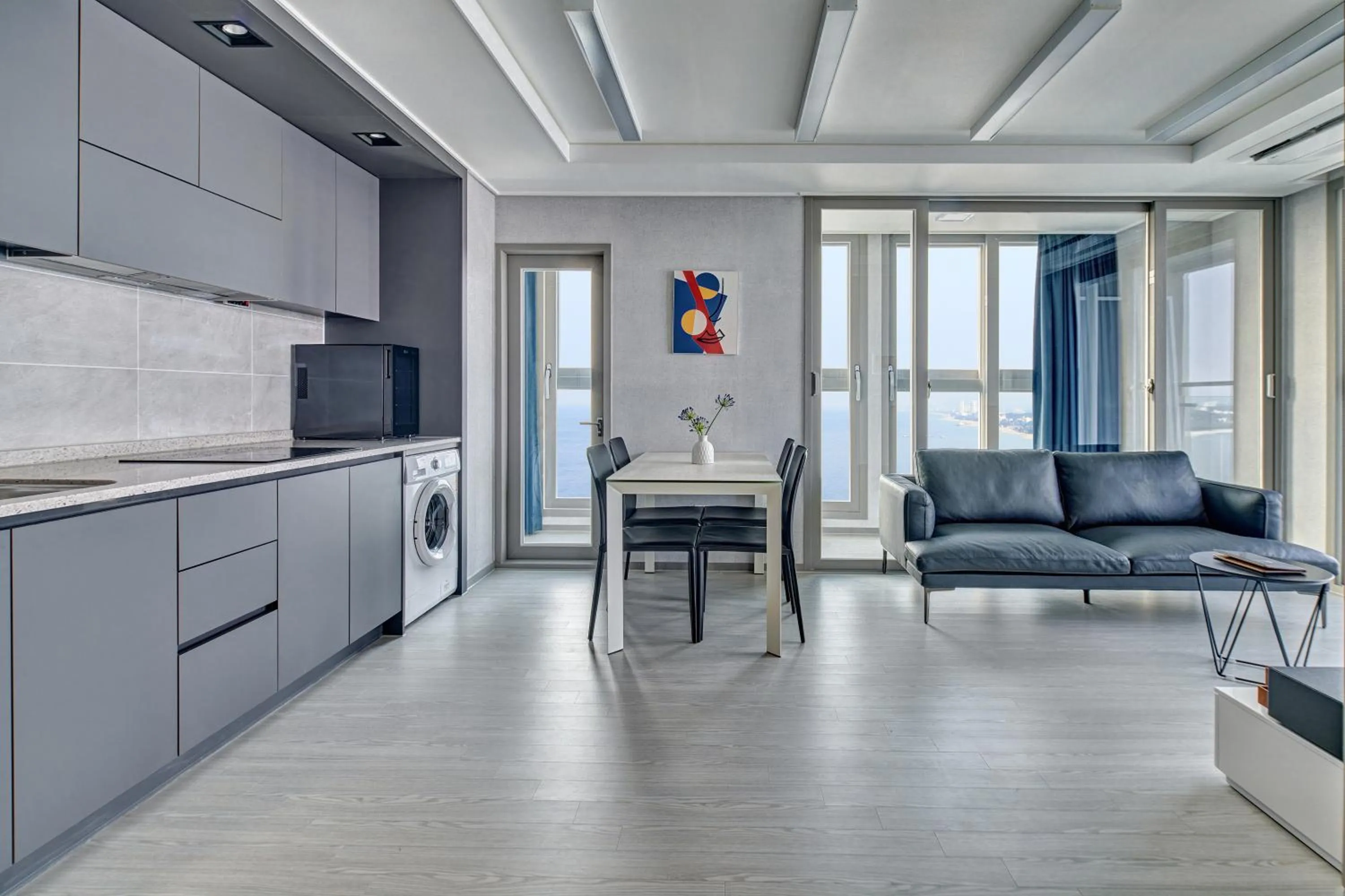 Living room in Gangneung Chonpines Ocean Suites Hotel