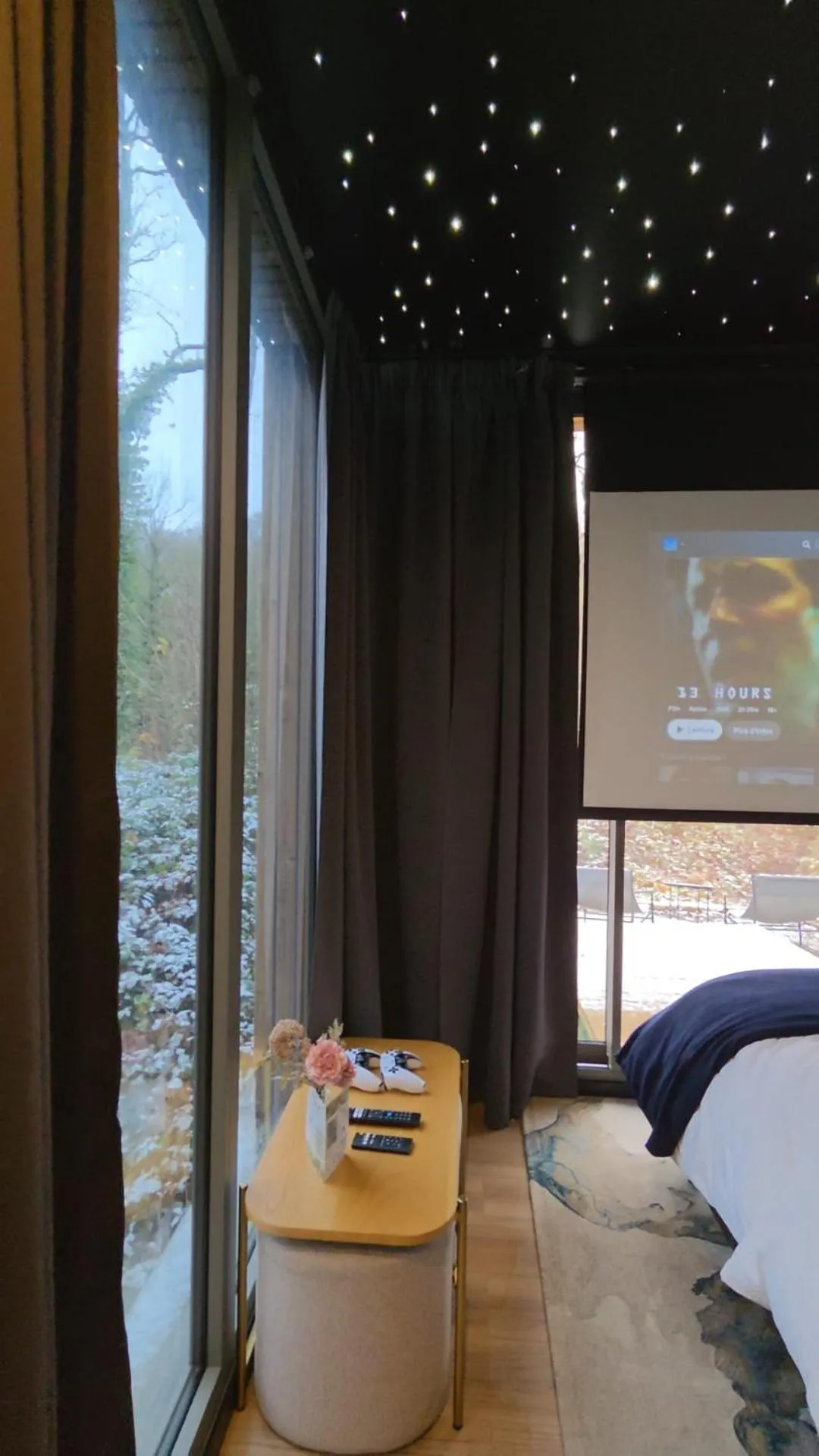 Photo of the whole room, Bed in La Jonquette