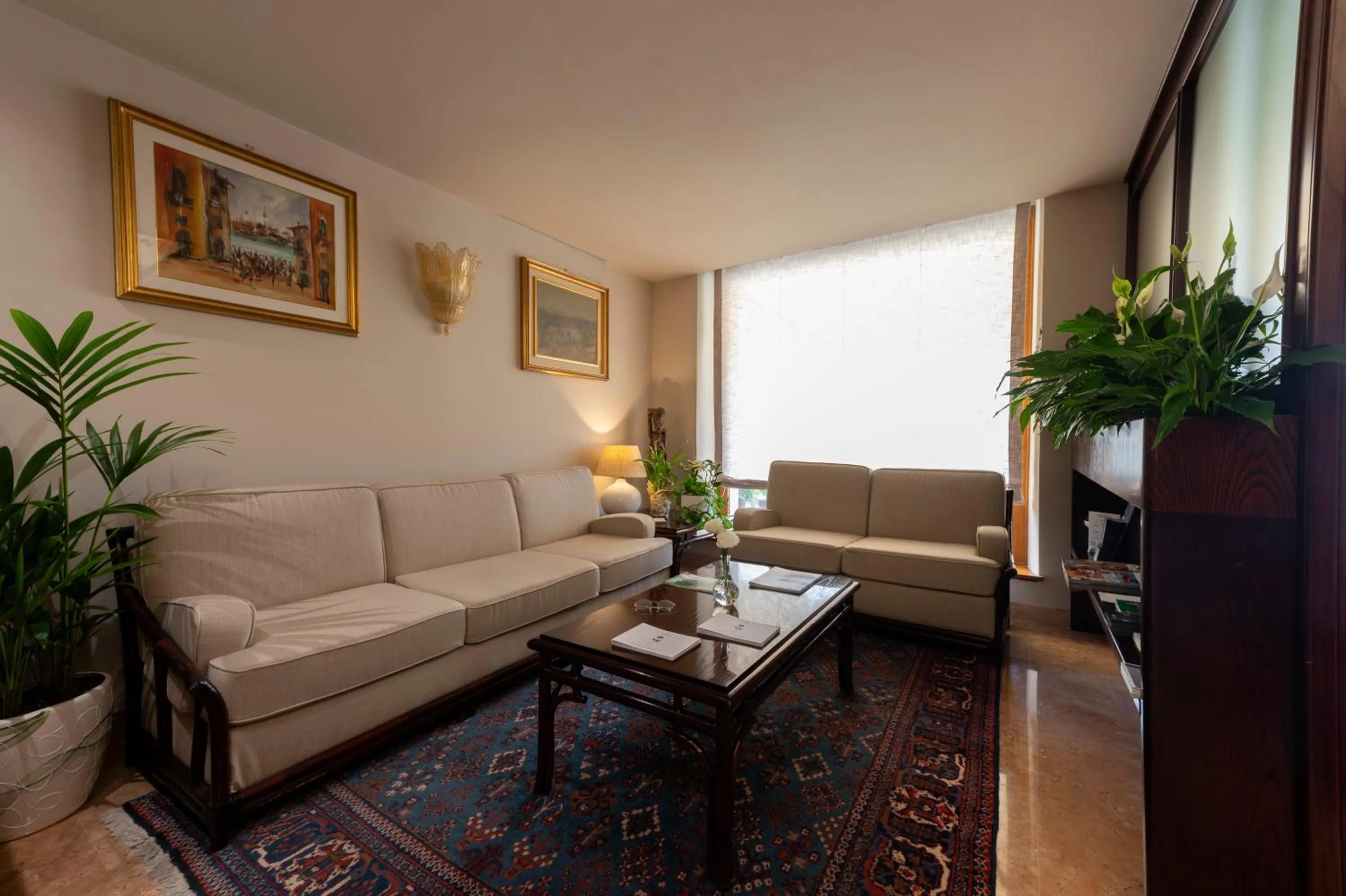 Lobby or reception in Hotel Hannover