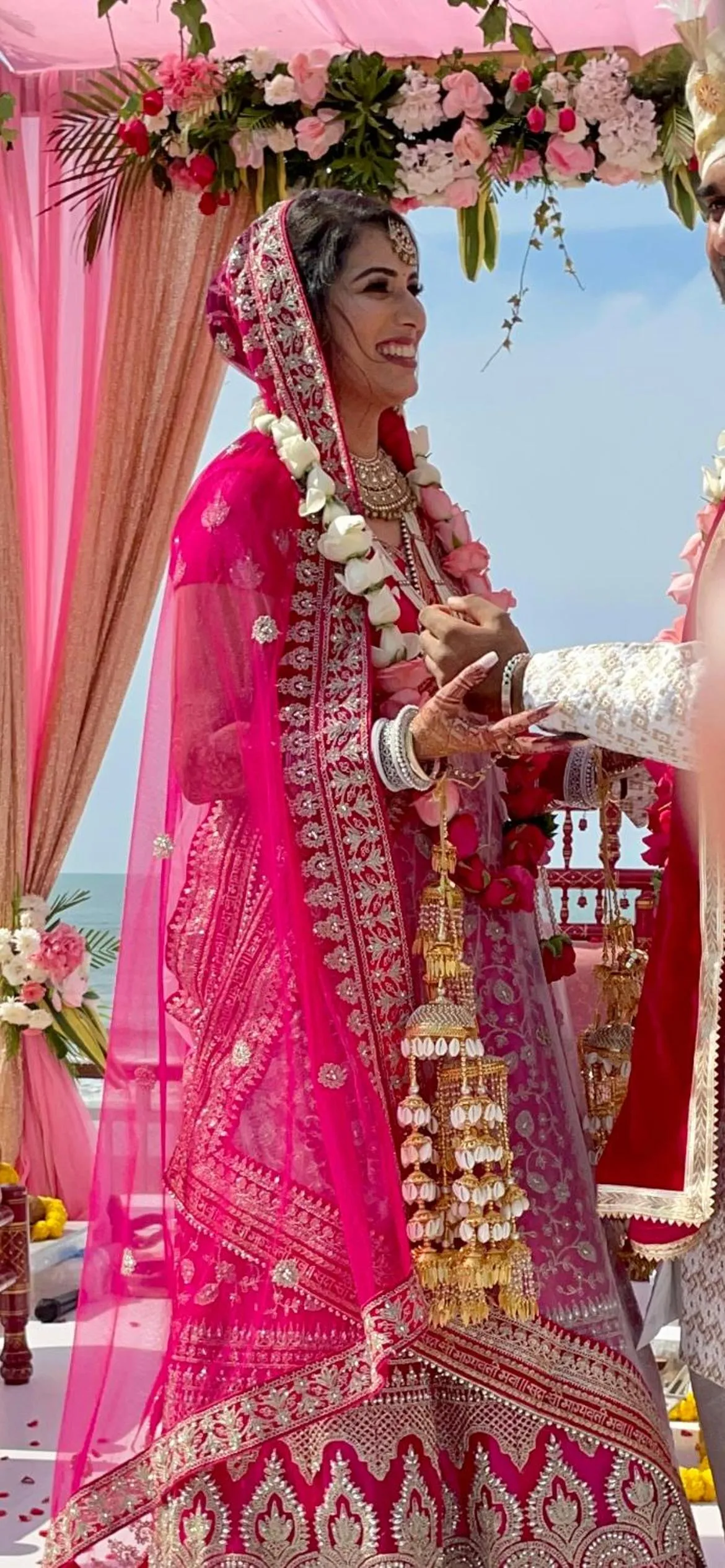 Restaurant/places to eat in Maargit Beach Resort