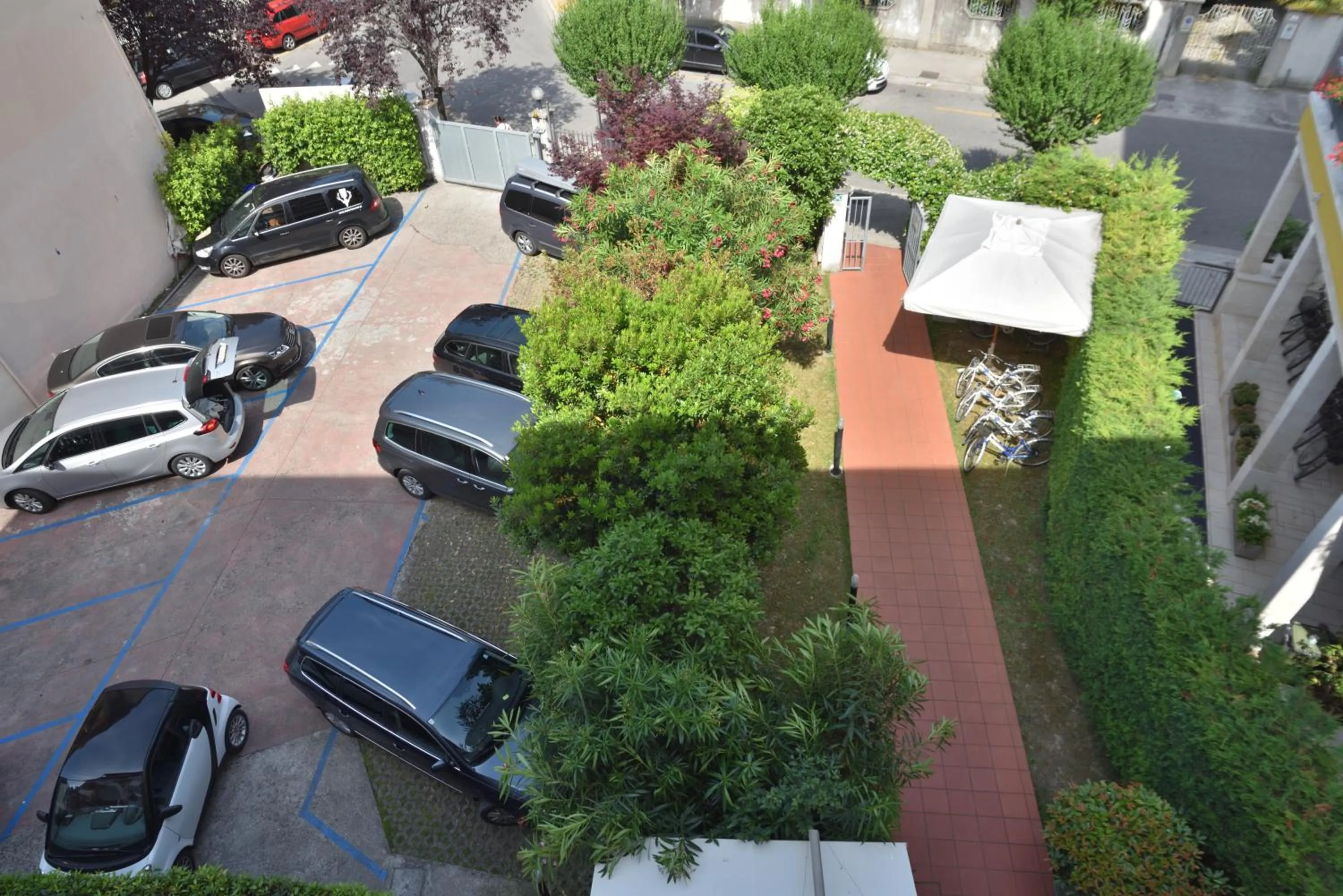 Garden view in Hotel Il Guscio