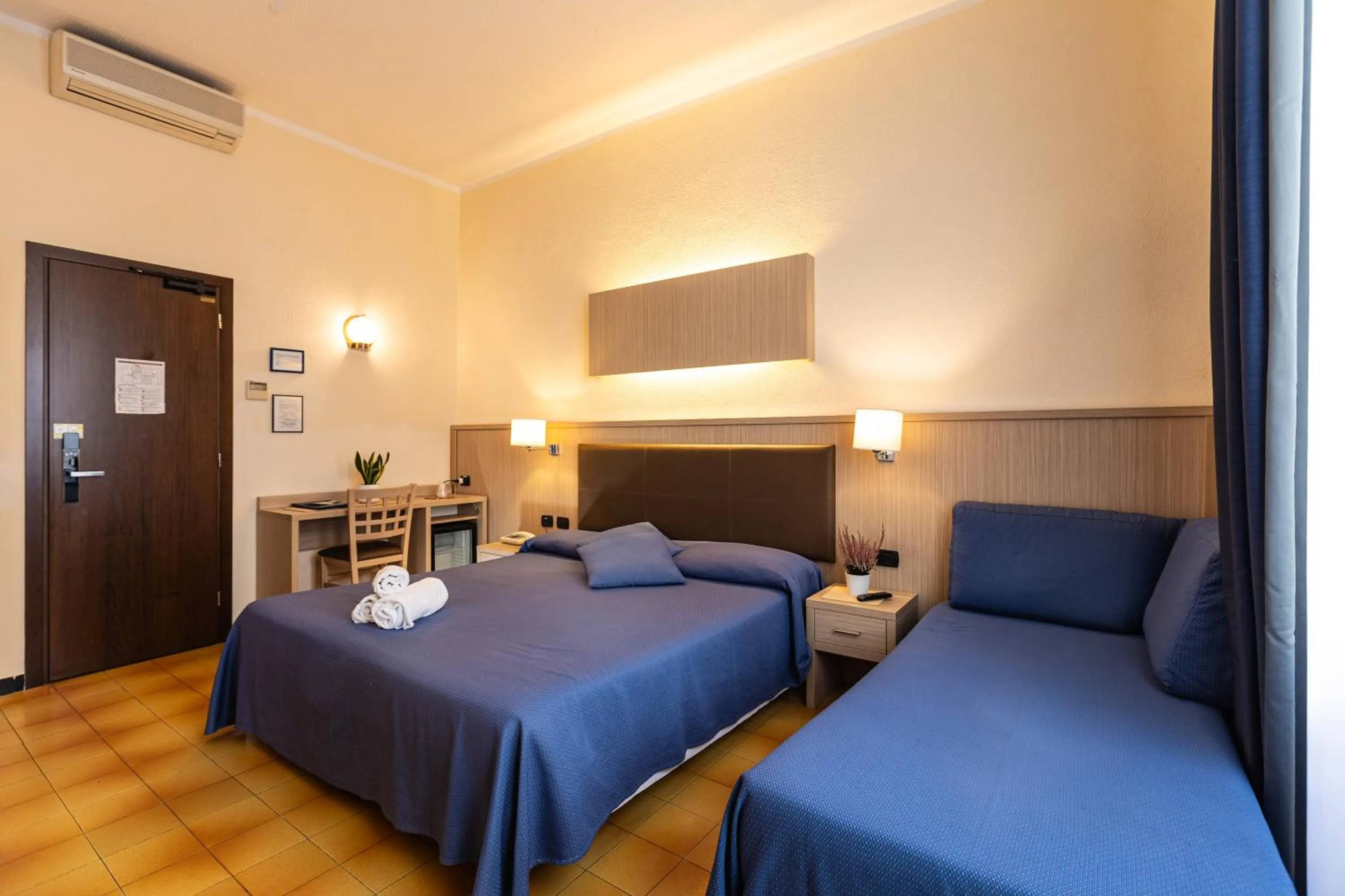 Bedroom, Bed in Hotel Stella