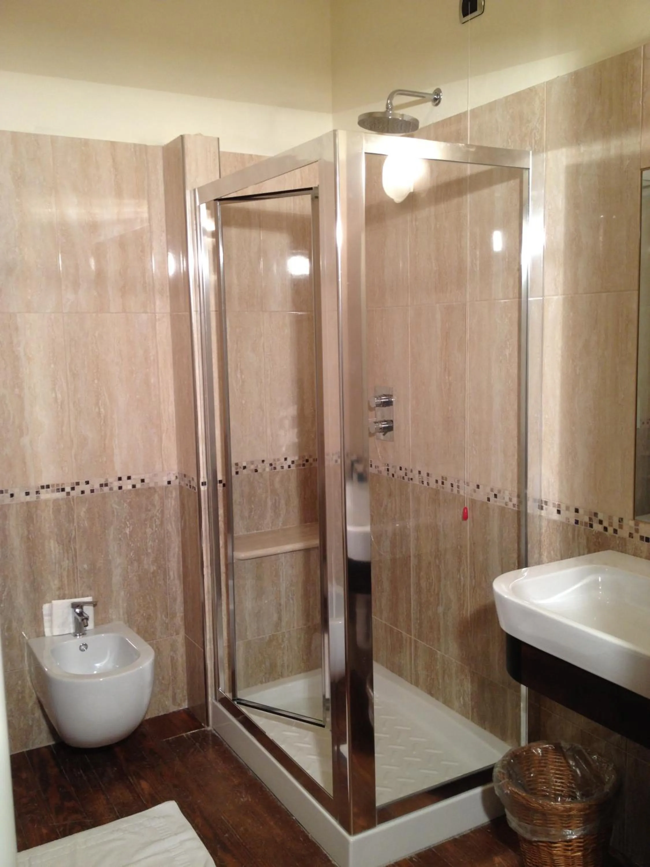 Shower in La Dependance