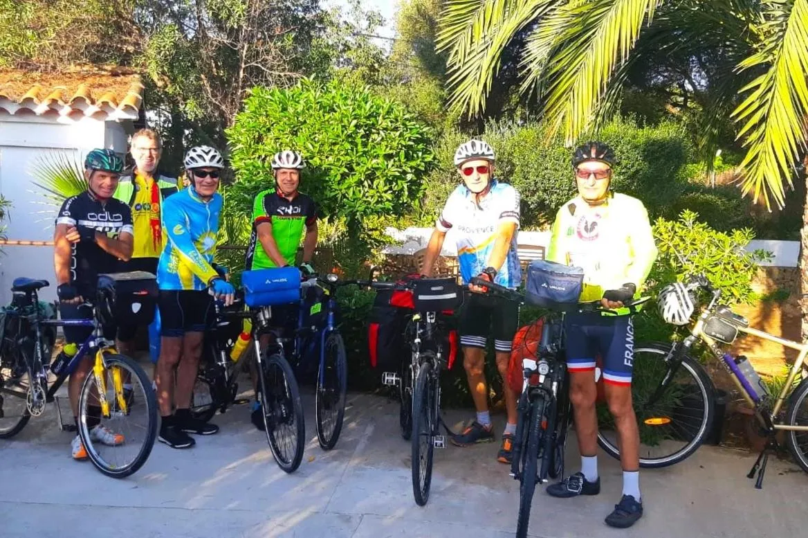 Hostal Residencia Alma